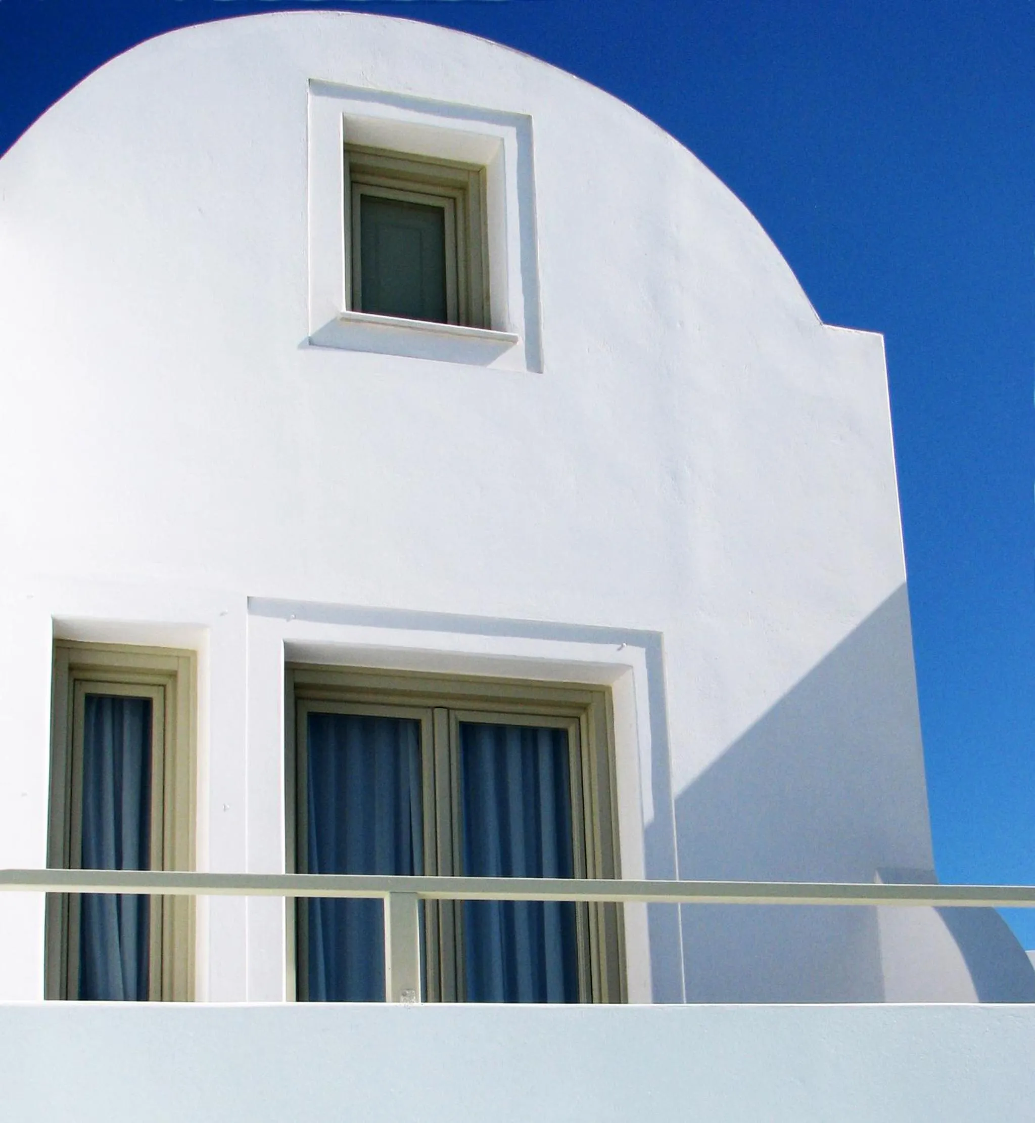 Facade/entrance in Irida - Santorini
