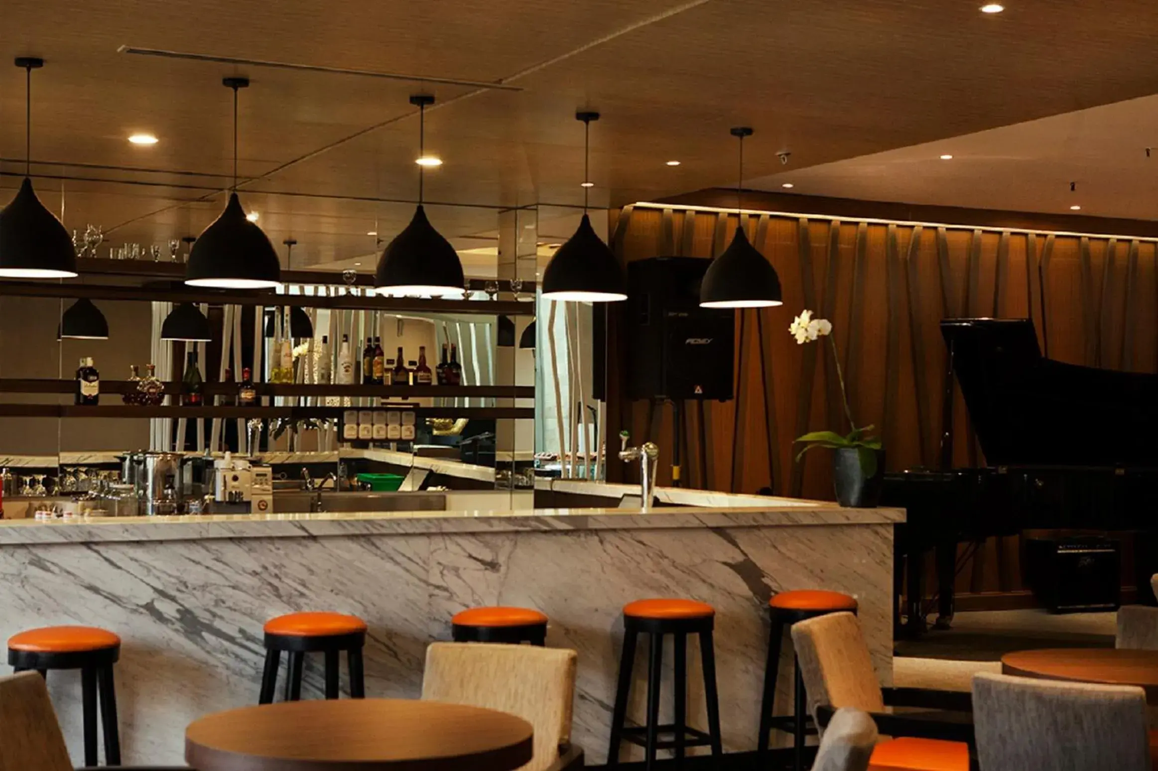 Lounge or bar in Grand Diamond Hotel Yogyakarta Lounge or bar in Grand Diamond Hotel Yogyakarta