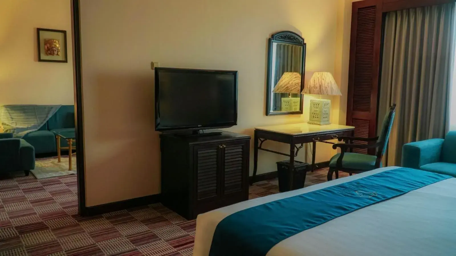 Bedroom, Bed in Grand Diamond Hotel Yogyakarta Bedroom, Bed in Grand Diamond Hotel Yogyakarta