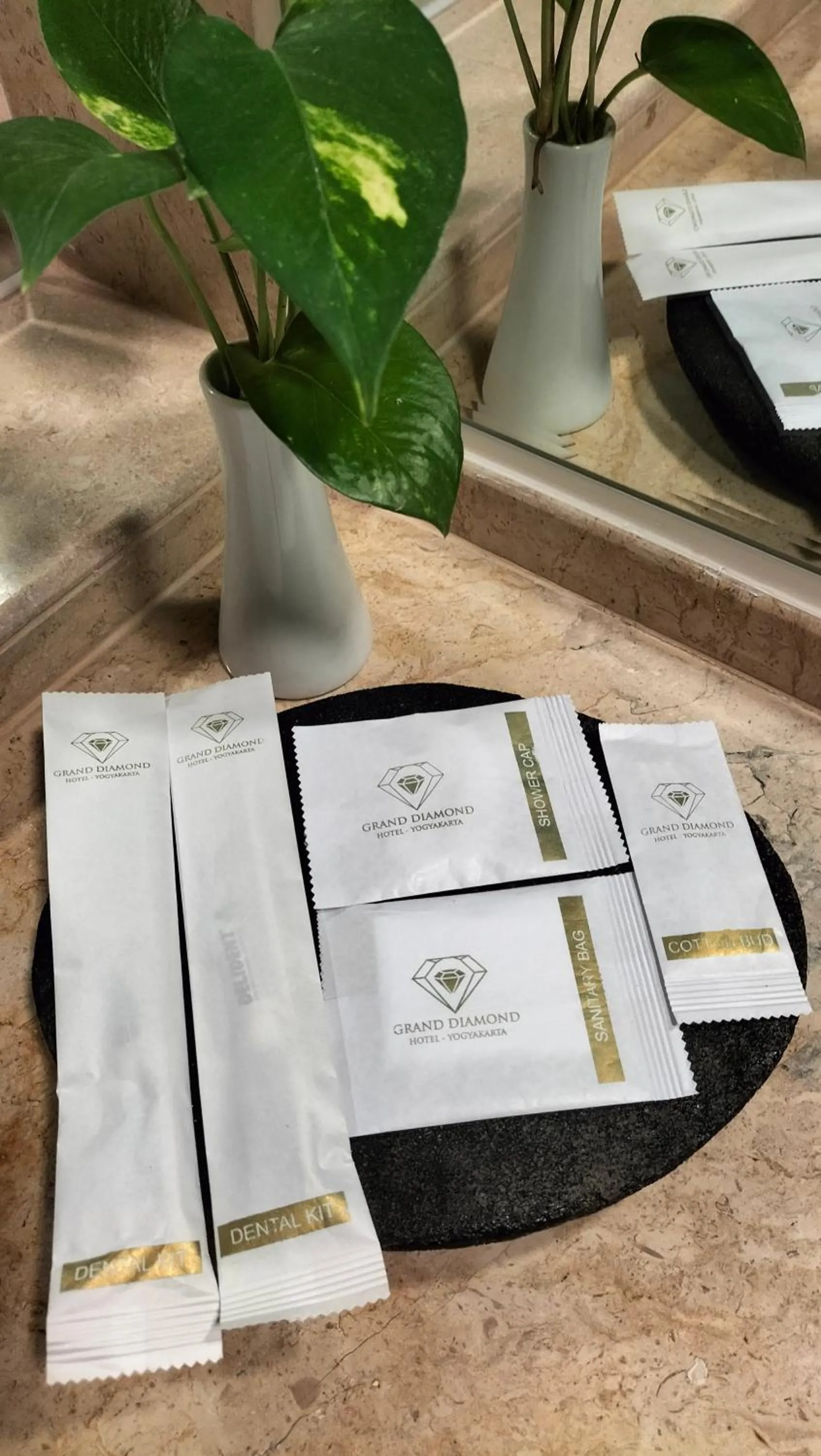 Bathroom in Grand Diamond Hotel Yogyakarta