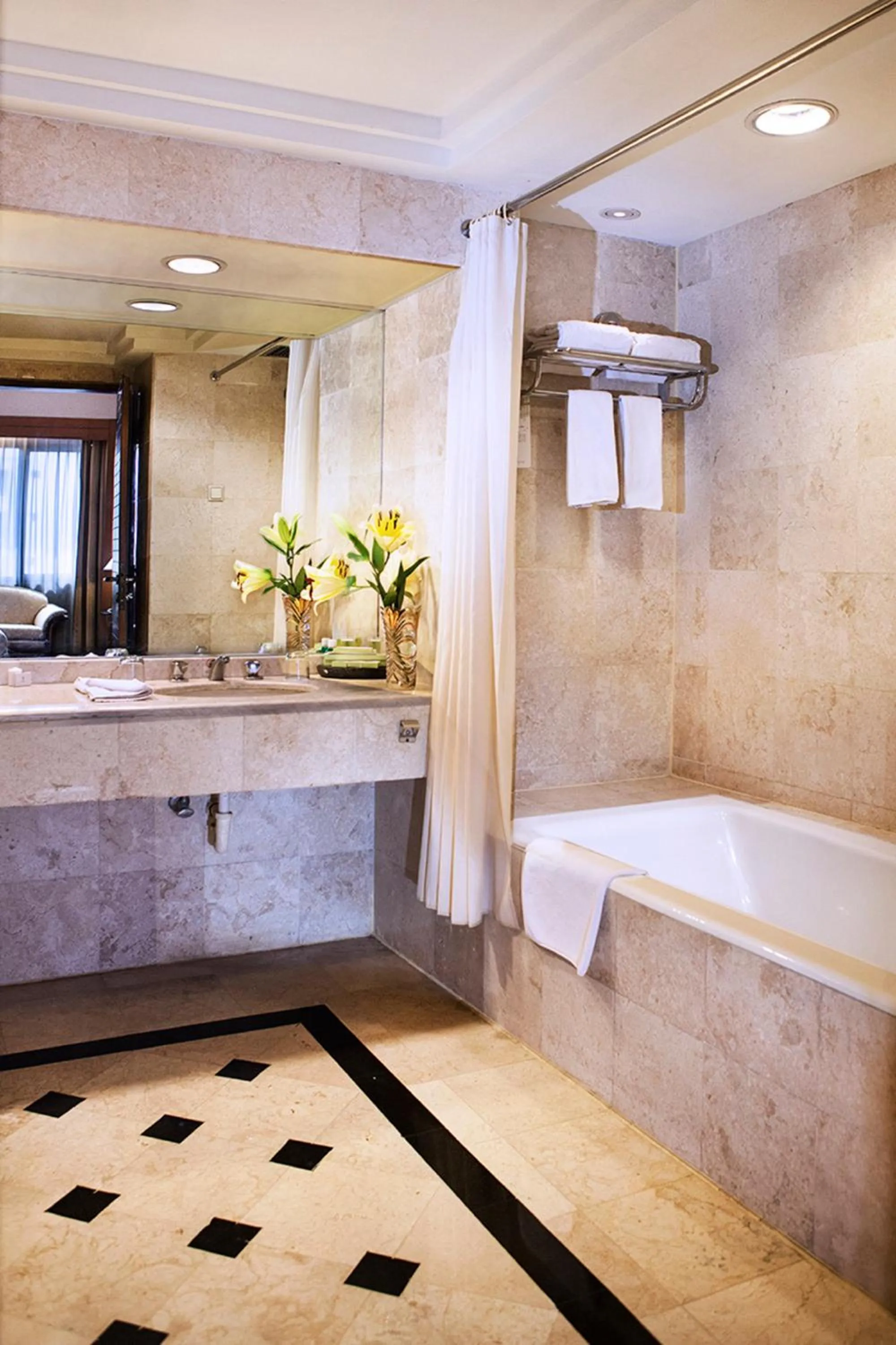Bathroom in Grand Diamond Hotel Yogyakarta
