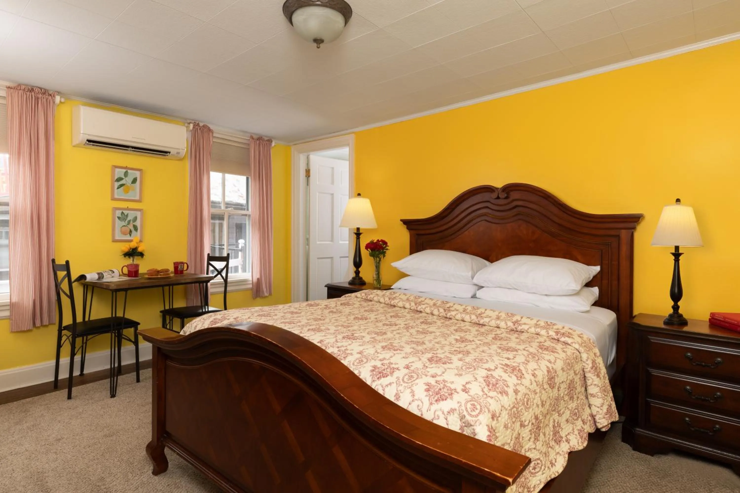 Bedroom, Bed in Carlisle House Bed and Breakfast