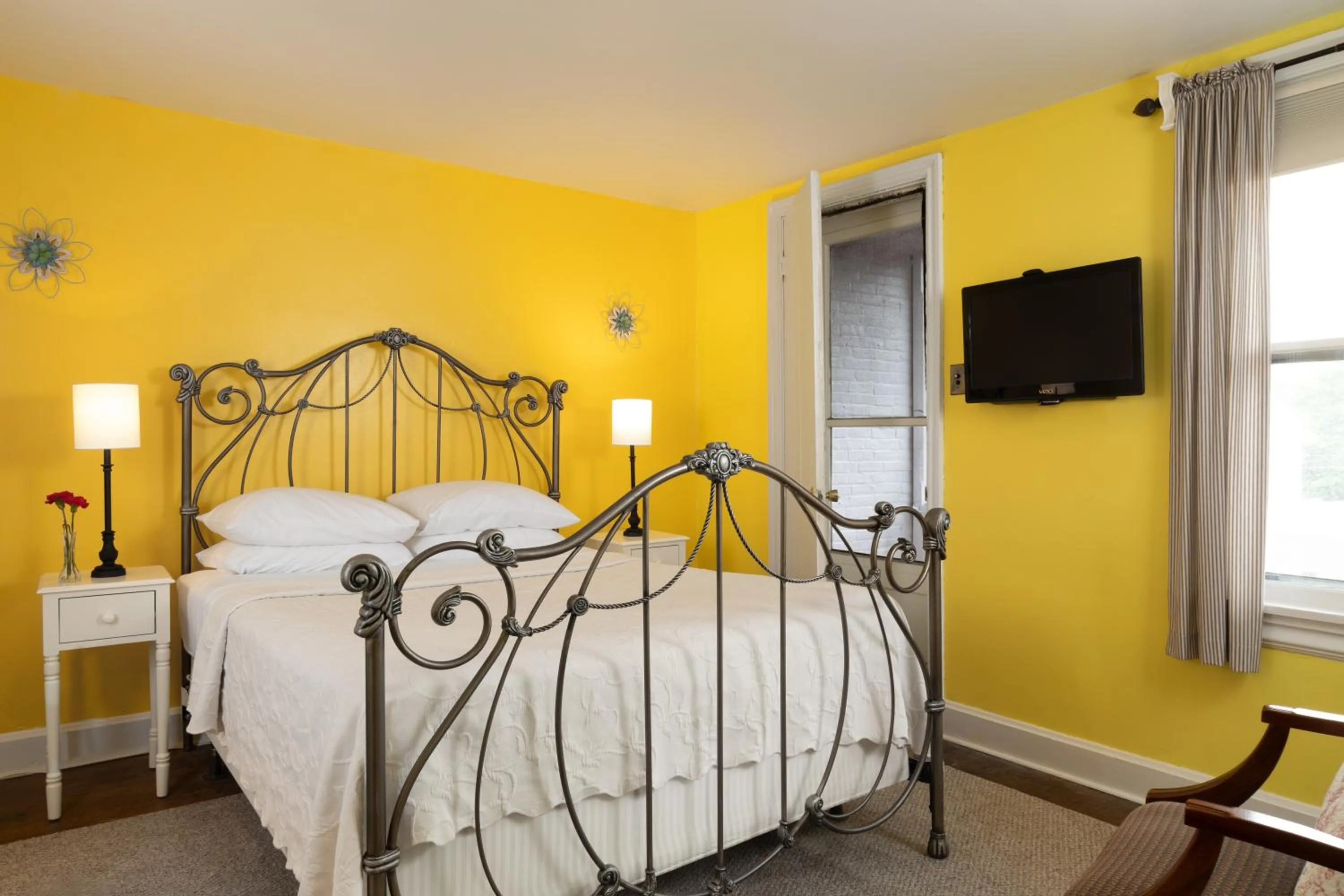 Bedroom, Bed in Carlisle House Bed and Breakfast