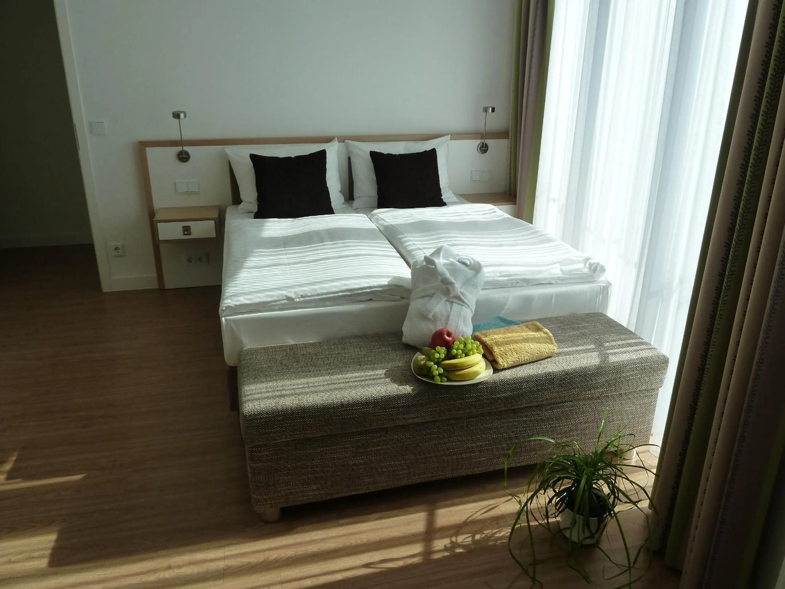 Bed in Hotel Goor und Apartmenthaus