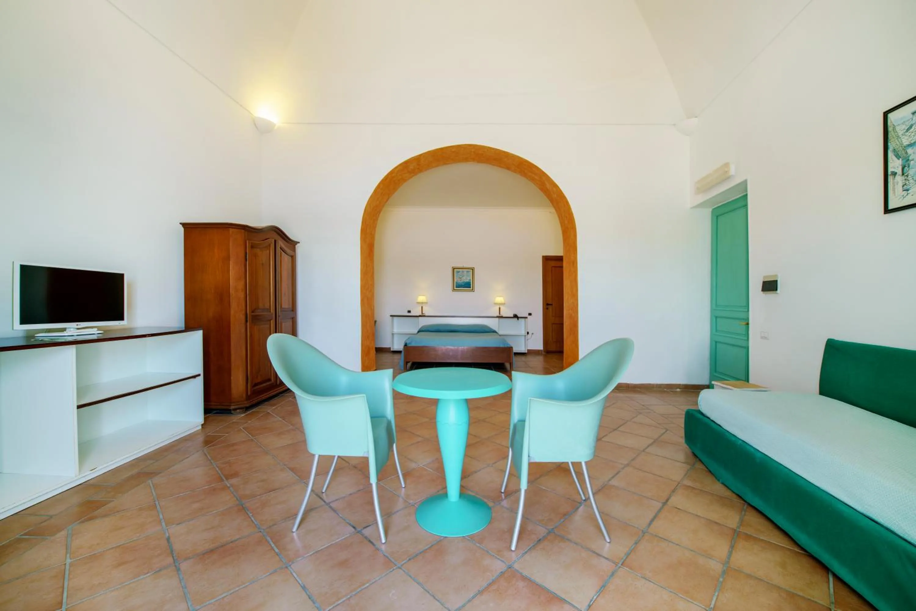 Photo of the whole room in Hotel La Corricella