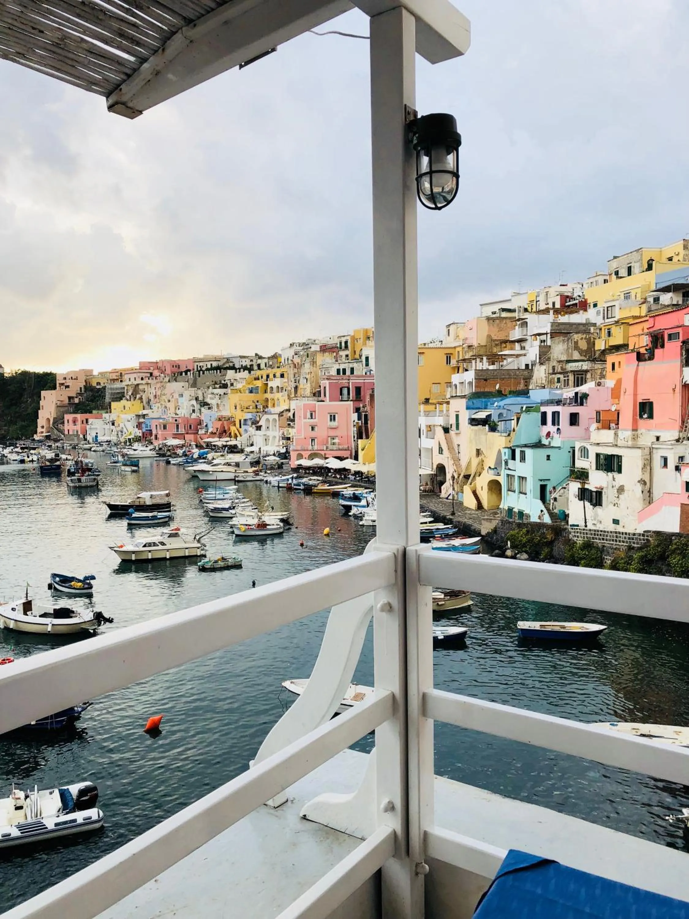 Restaurant/places to eat in Hotel La Corricella