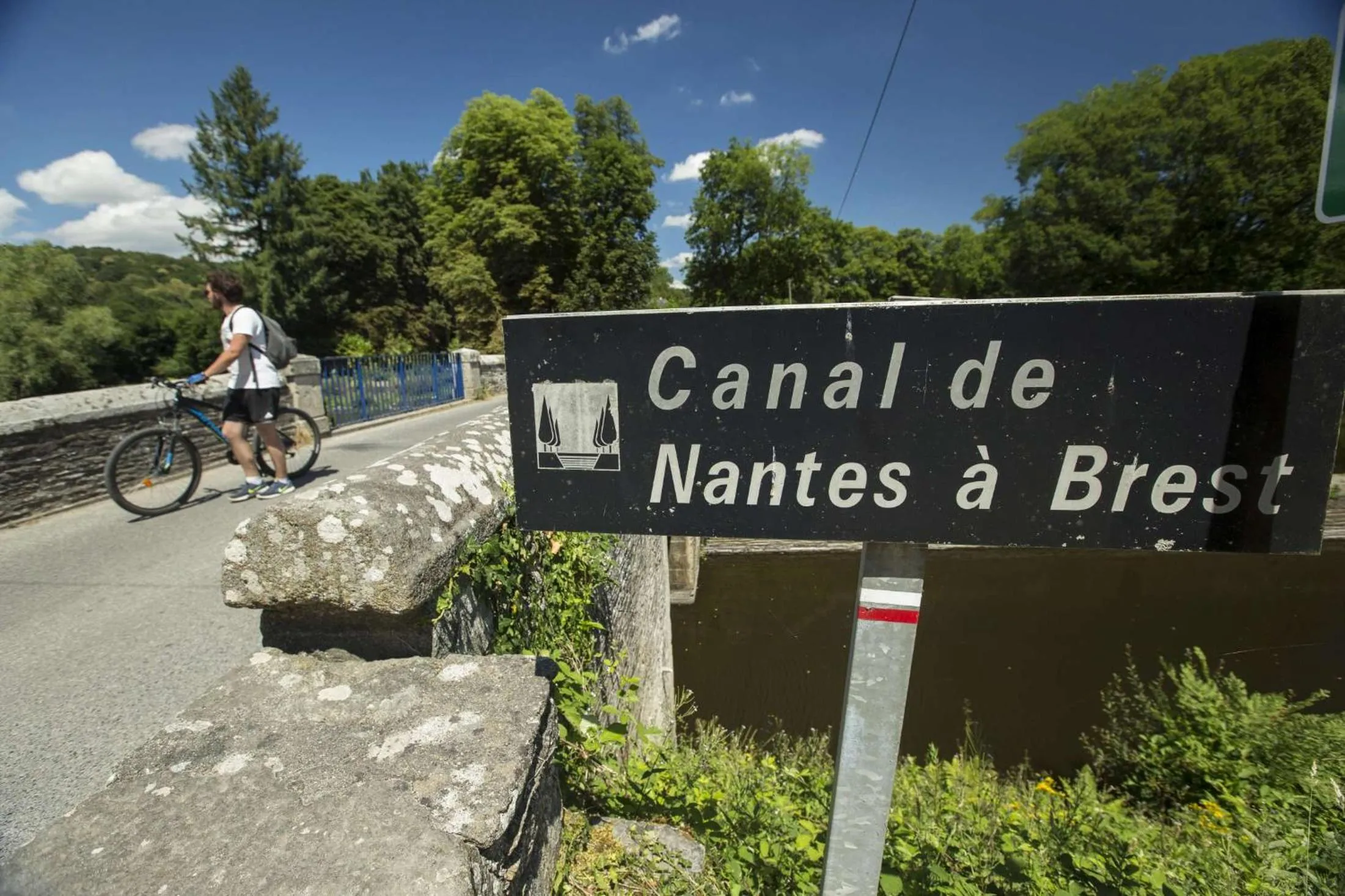 Nearby landmark in Brb