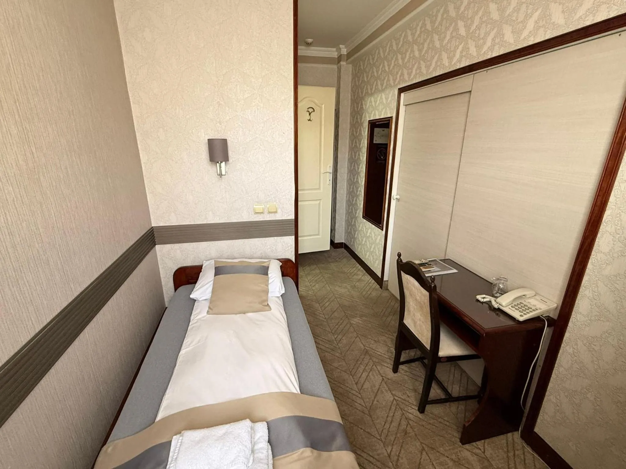 Bedroom, Bed in Garni Hotel Lav