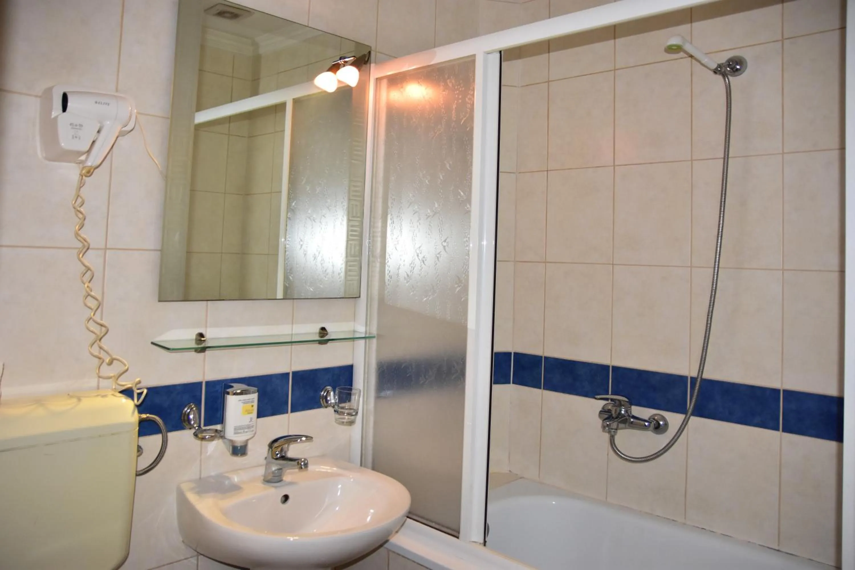 Bathroom in Garni Hotel Lav