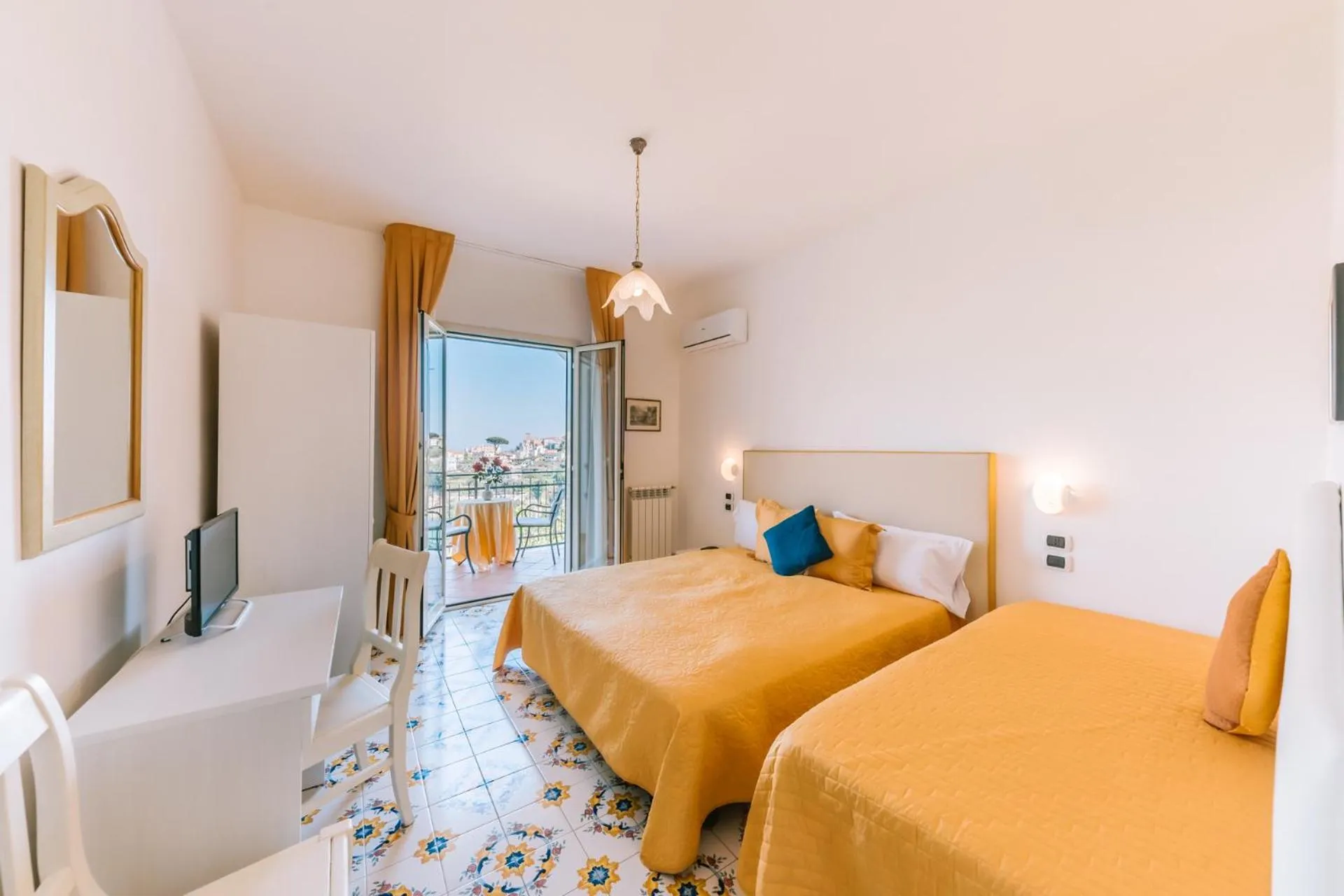 Bed in Hotel Villa Giuseppina