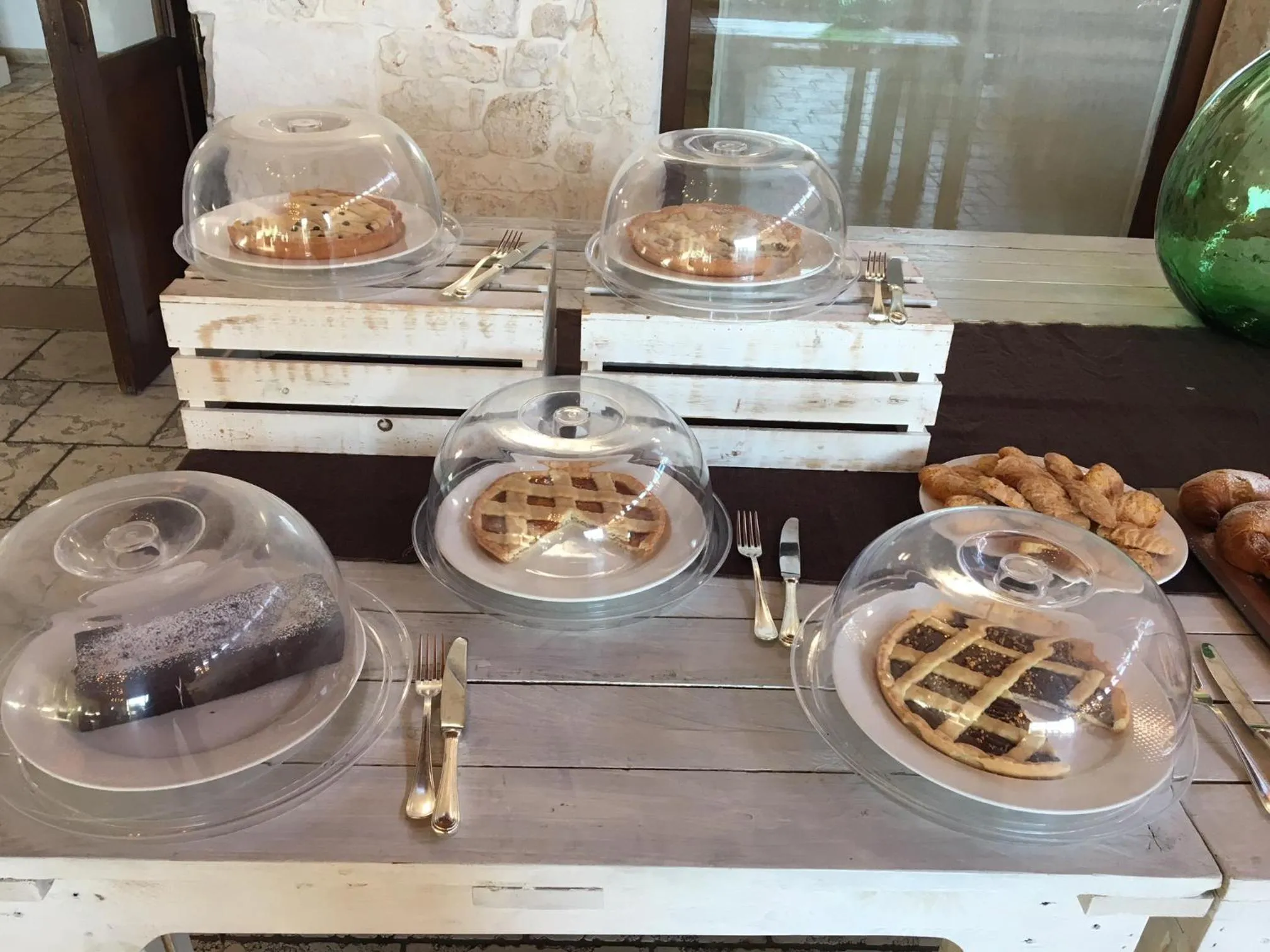 Buffet breakfast in Relais Masseria Serritella