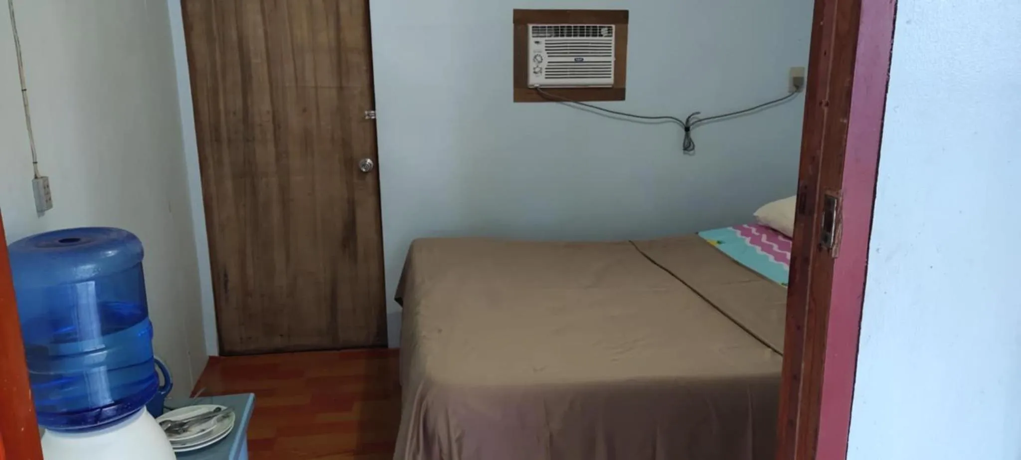 Bed in High Steps Pension