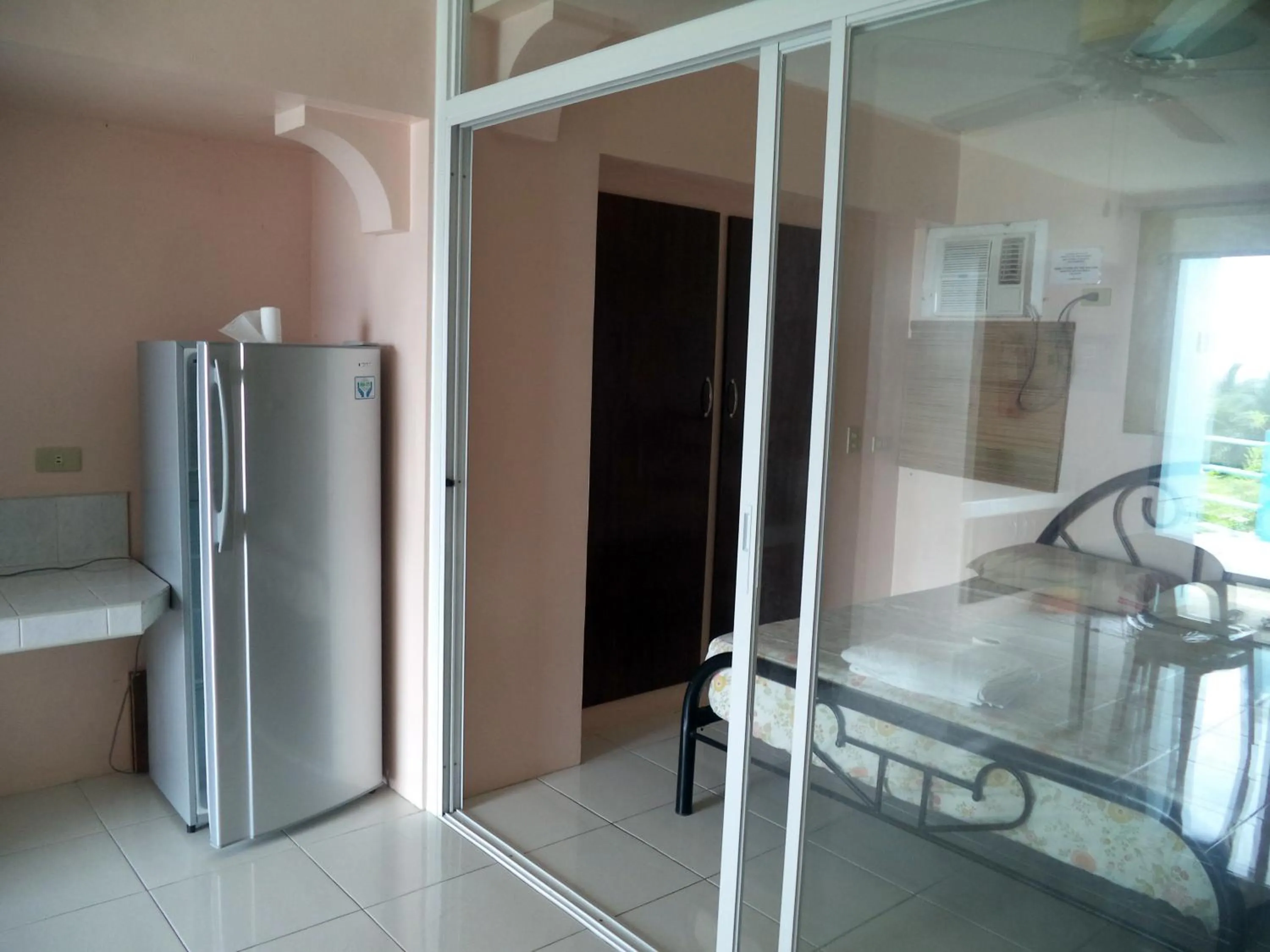 Dining area in High Steps Pension