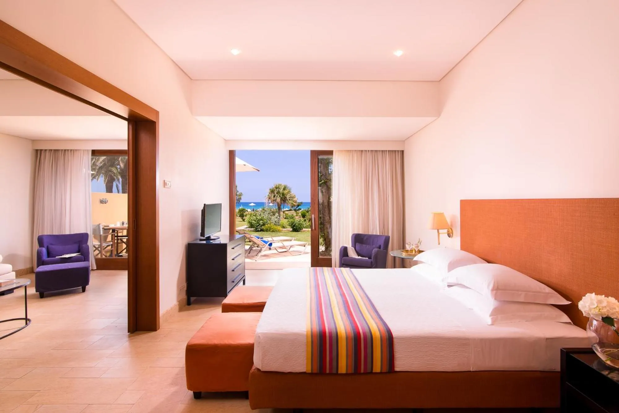 Bed in Kernos Beach Hotel & Bungalows