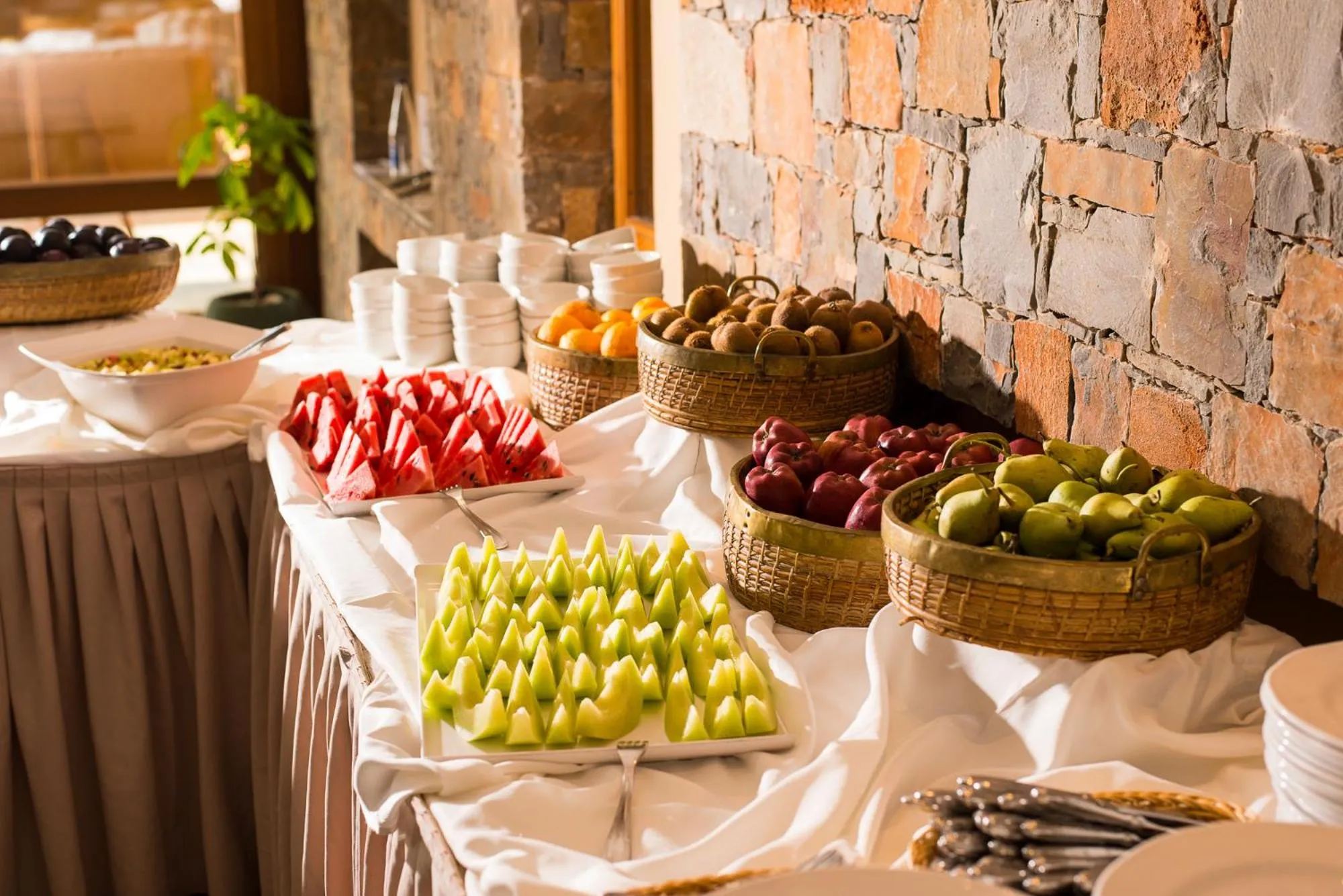 Food and drinks in Kernos Beach Hotel & Bungalows