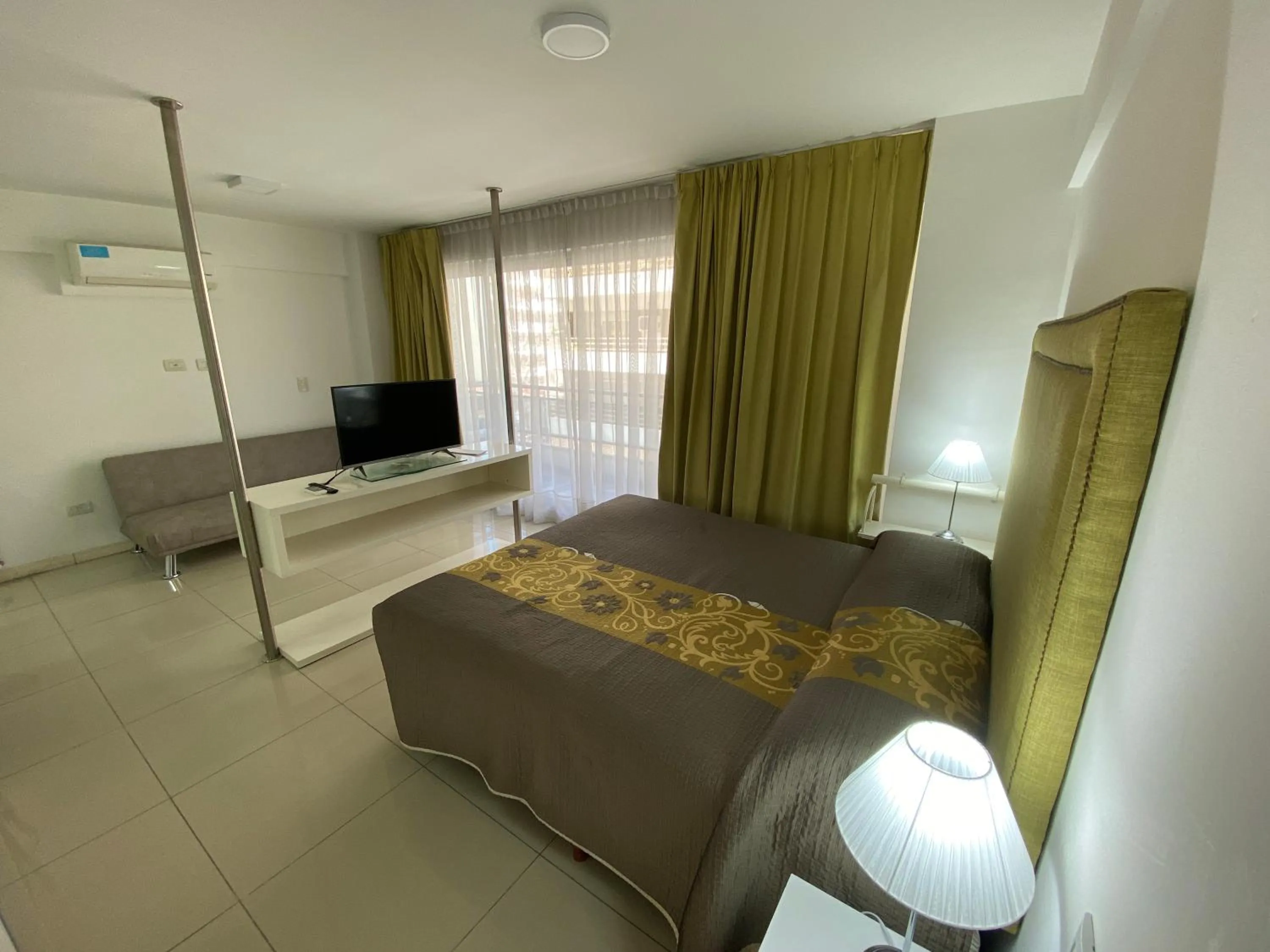 Bed in Hotel Howard Johnson Rosario