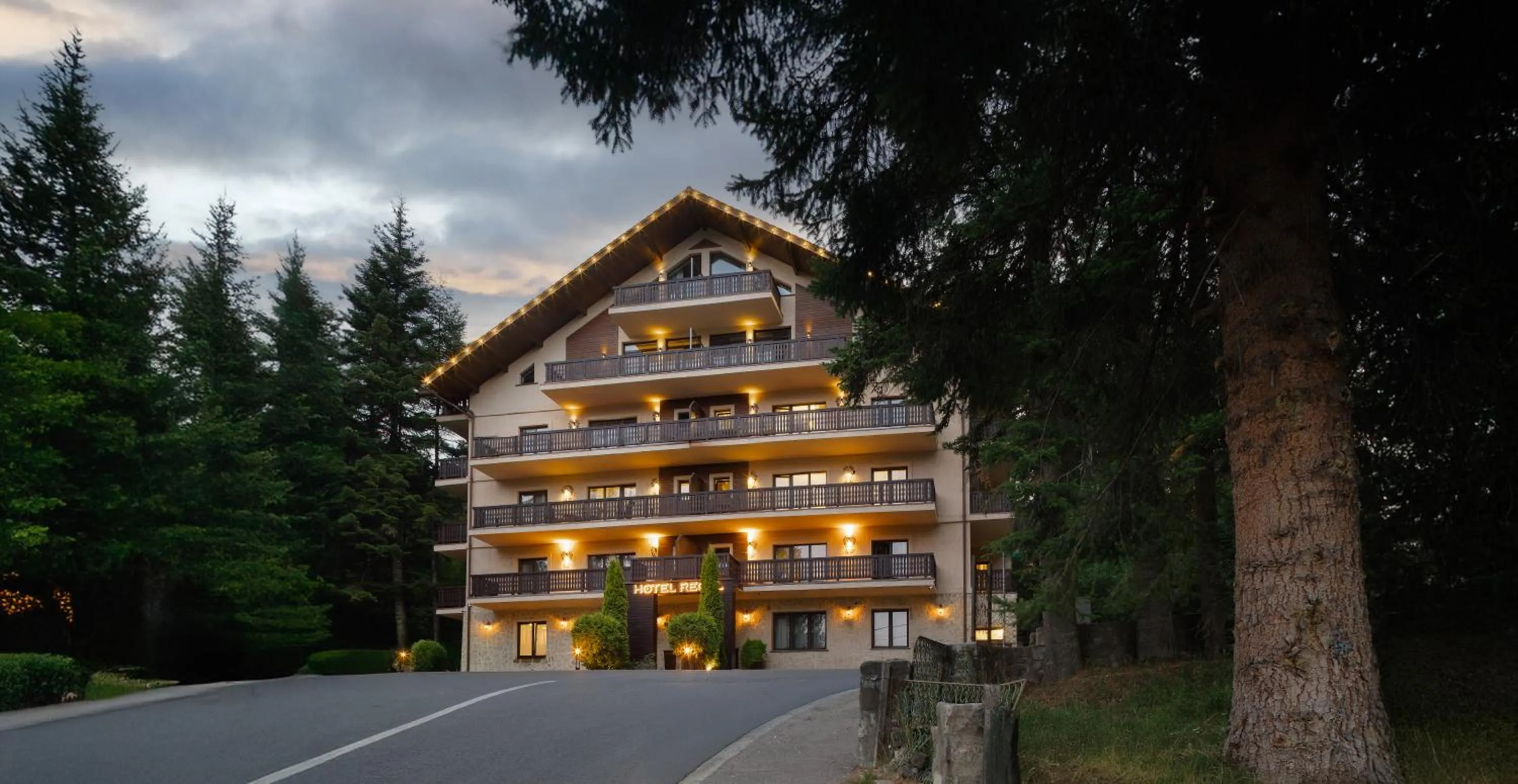 Facade/entrance in Hotel Regal