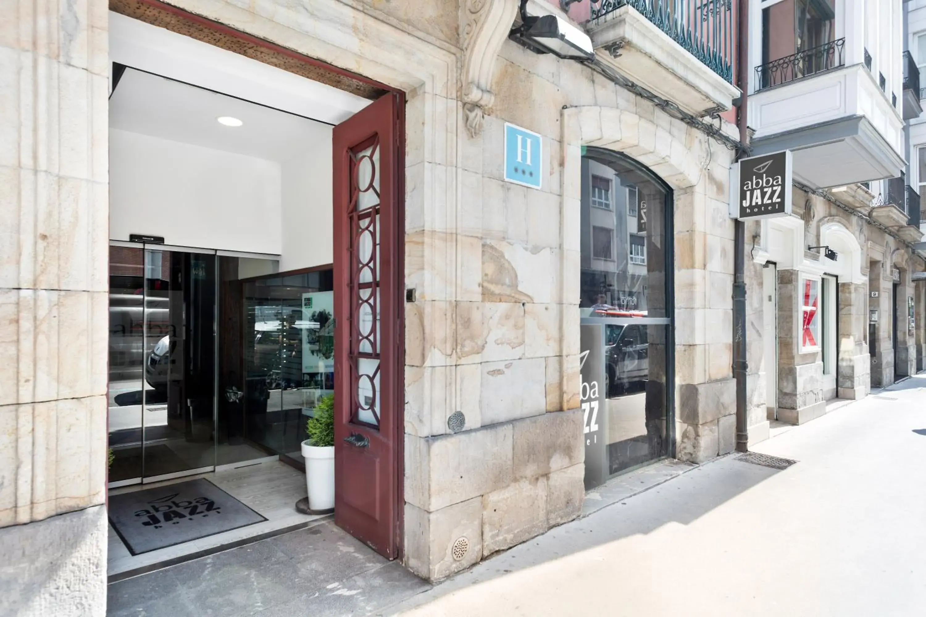 Lobby or reception in Abba Jazz Hotel Vitoria Lobby or reception in Abba Jazz Hotel Vitoria