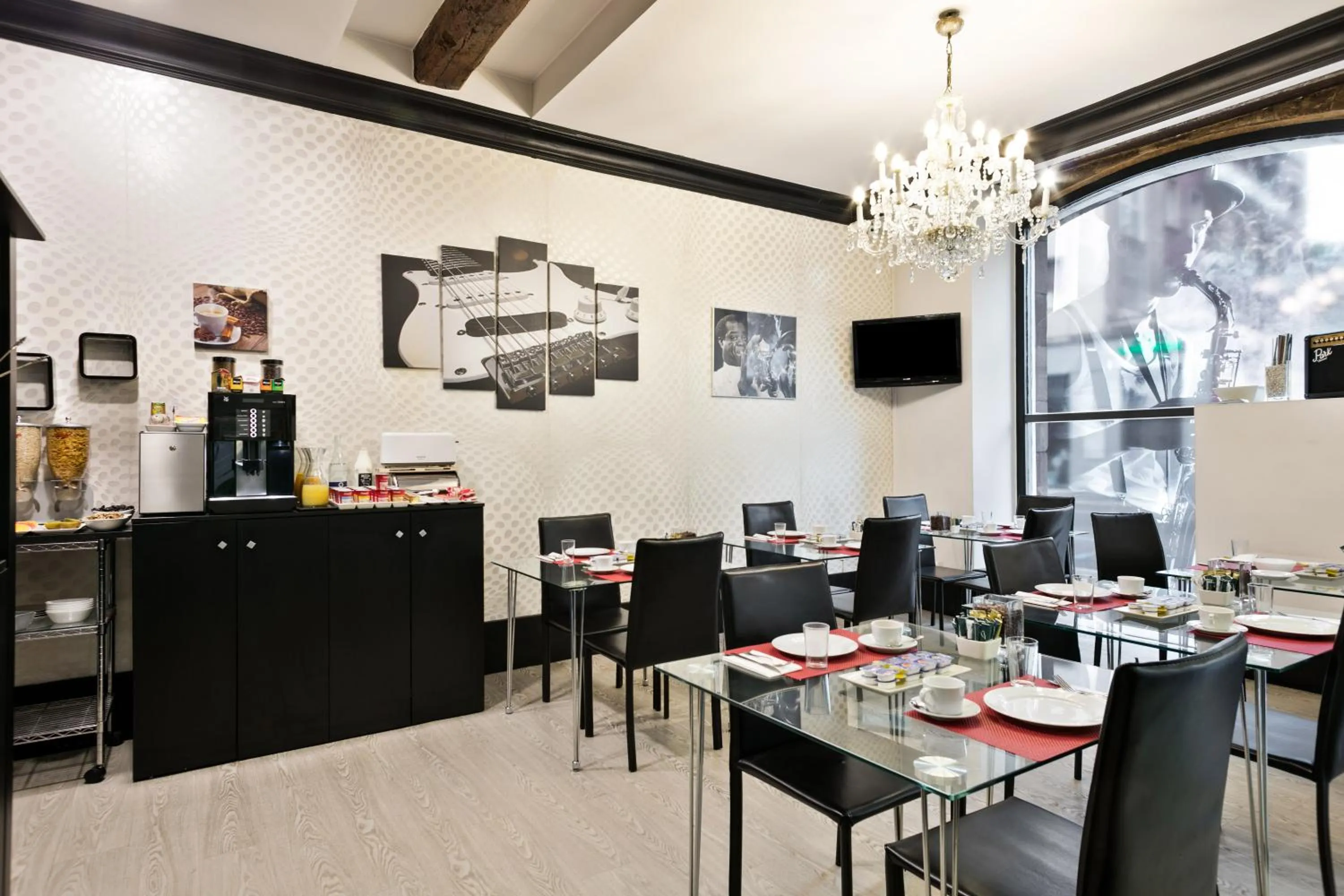 Restaurant/places to eat in Abba Jazz Hotel Vitoria