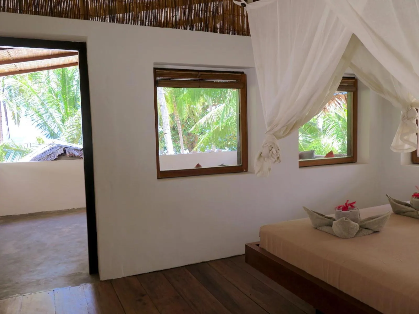 View (from property/room), Bed in Coral Eye Boutique Resort and Marine Outpost