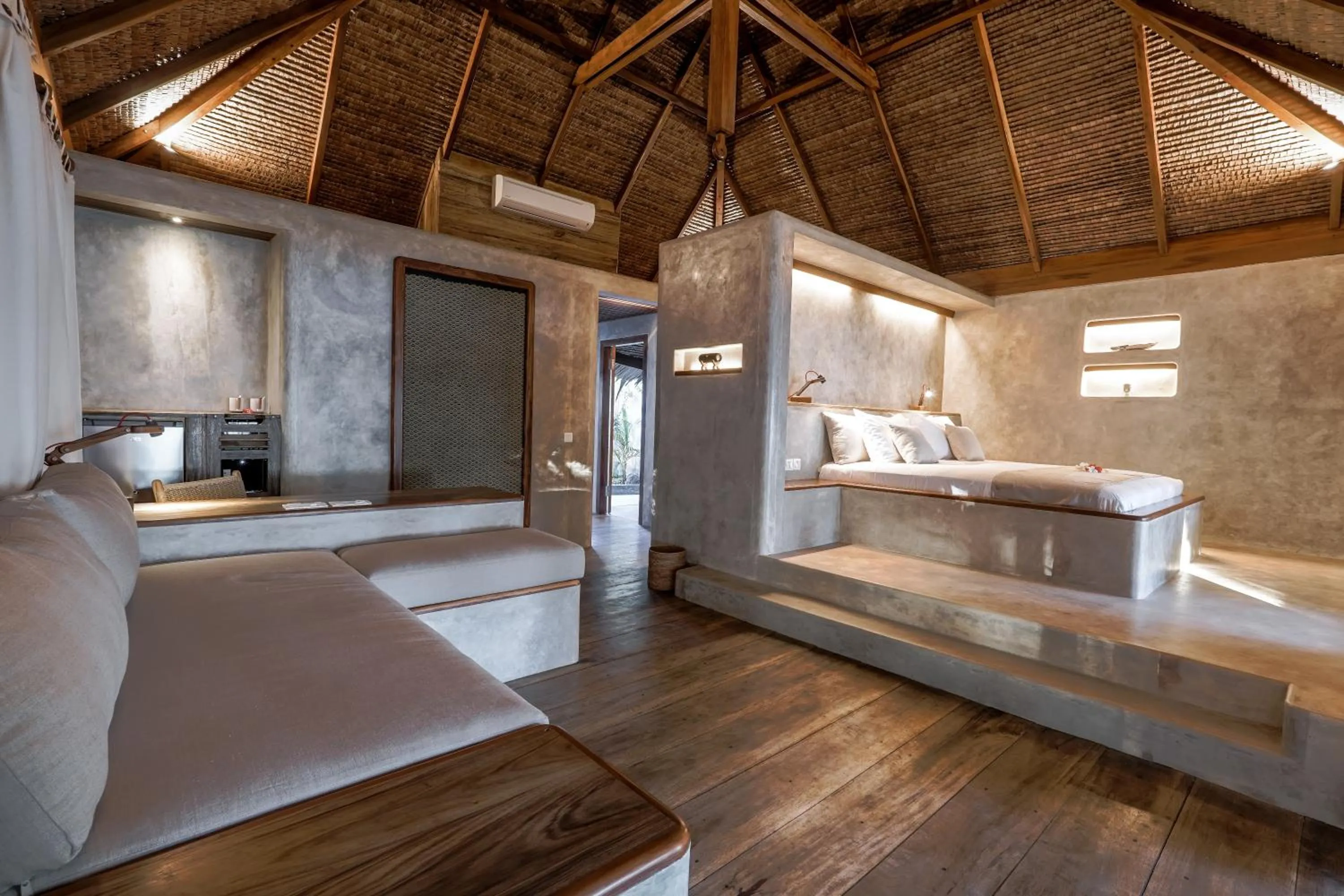 Photo of the whole room, Bed in Coral Eye Boutique Resort and Marine Outpost