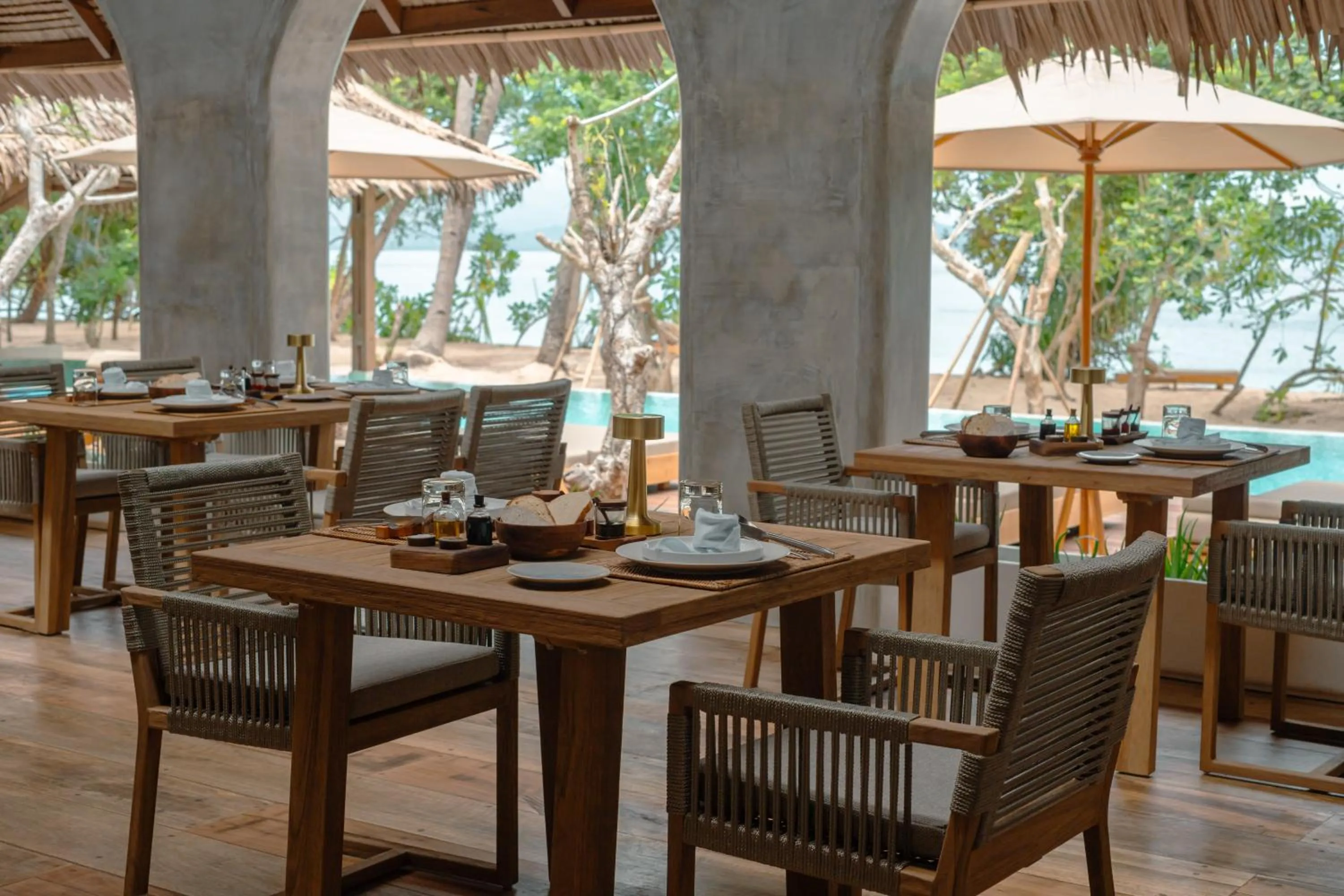 Restaurant/places to eat in Coral Eye Boutique Resort and Marine Outpost