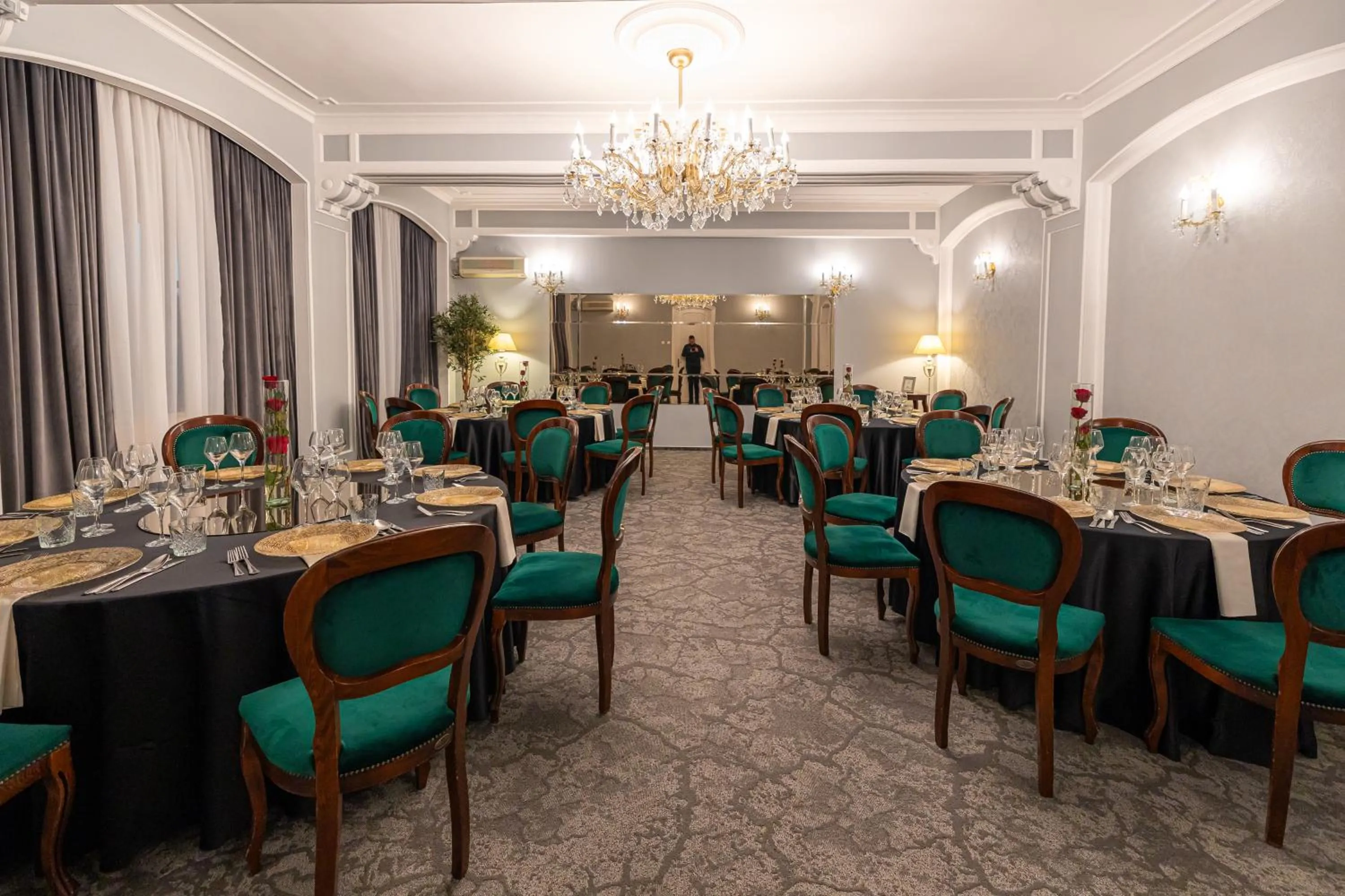 Hotel Brilliant Meseș