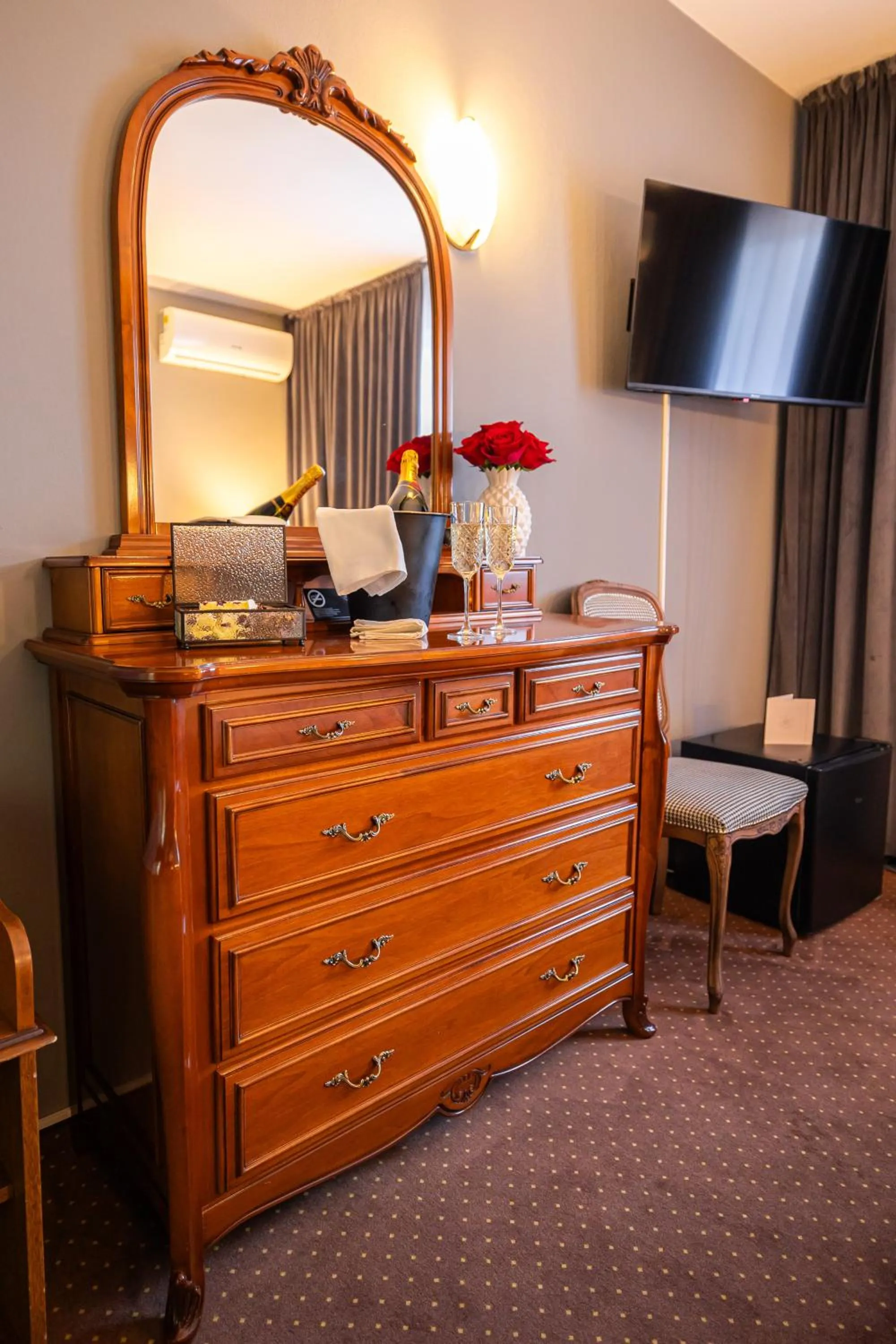 Hotel Brilliant Meseș
