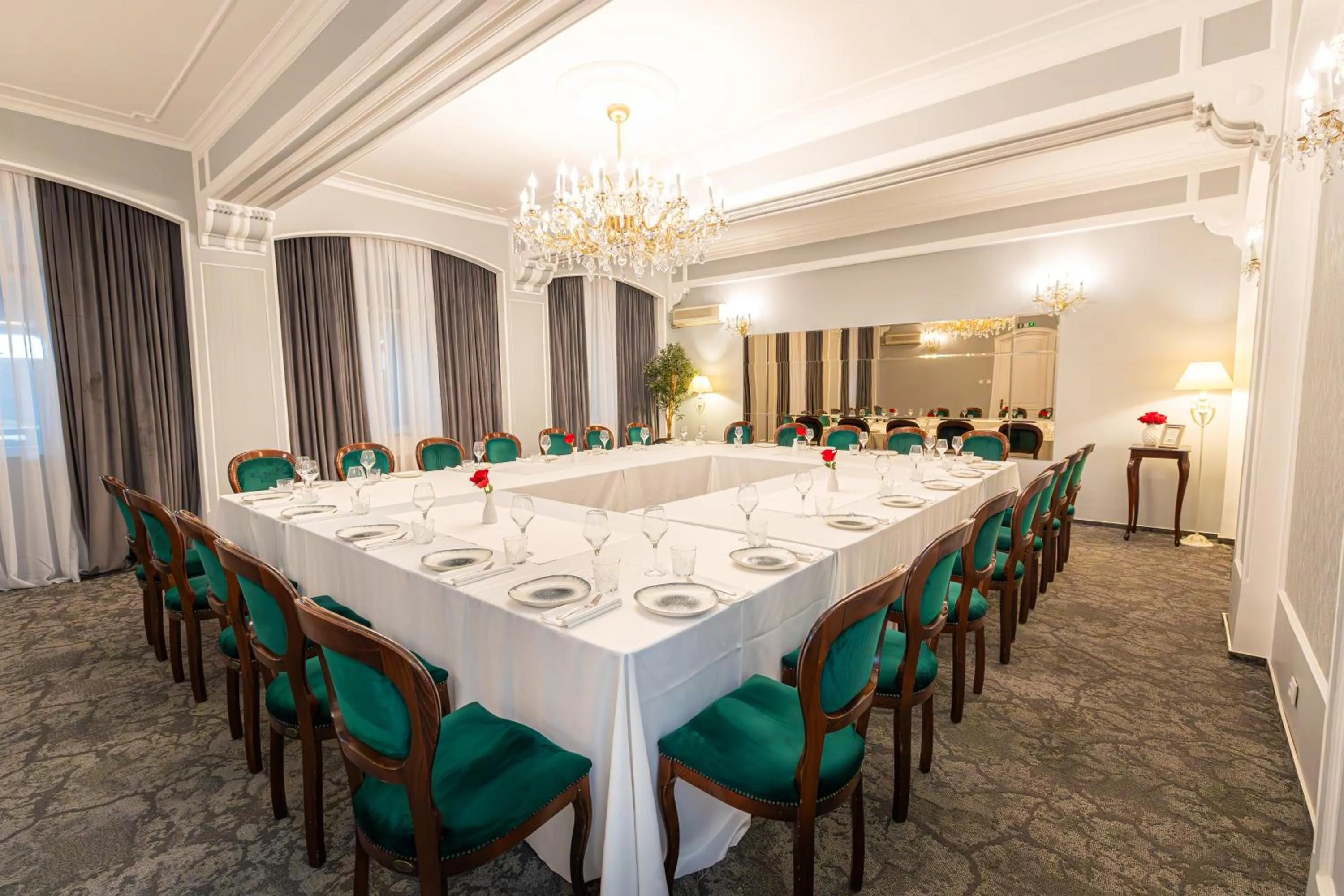 Hotel Brilliant Meseș