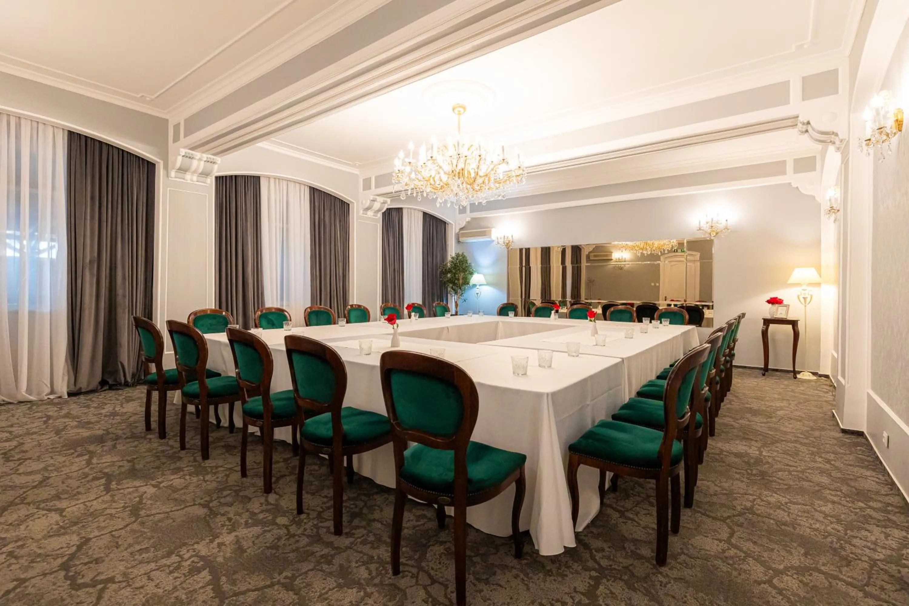 Hotel Brilliant Meseș