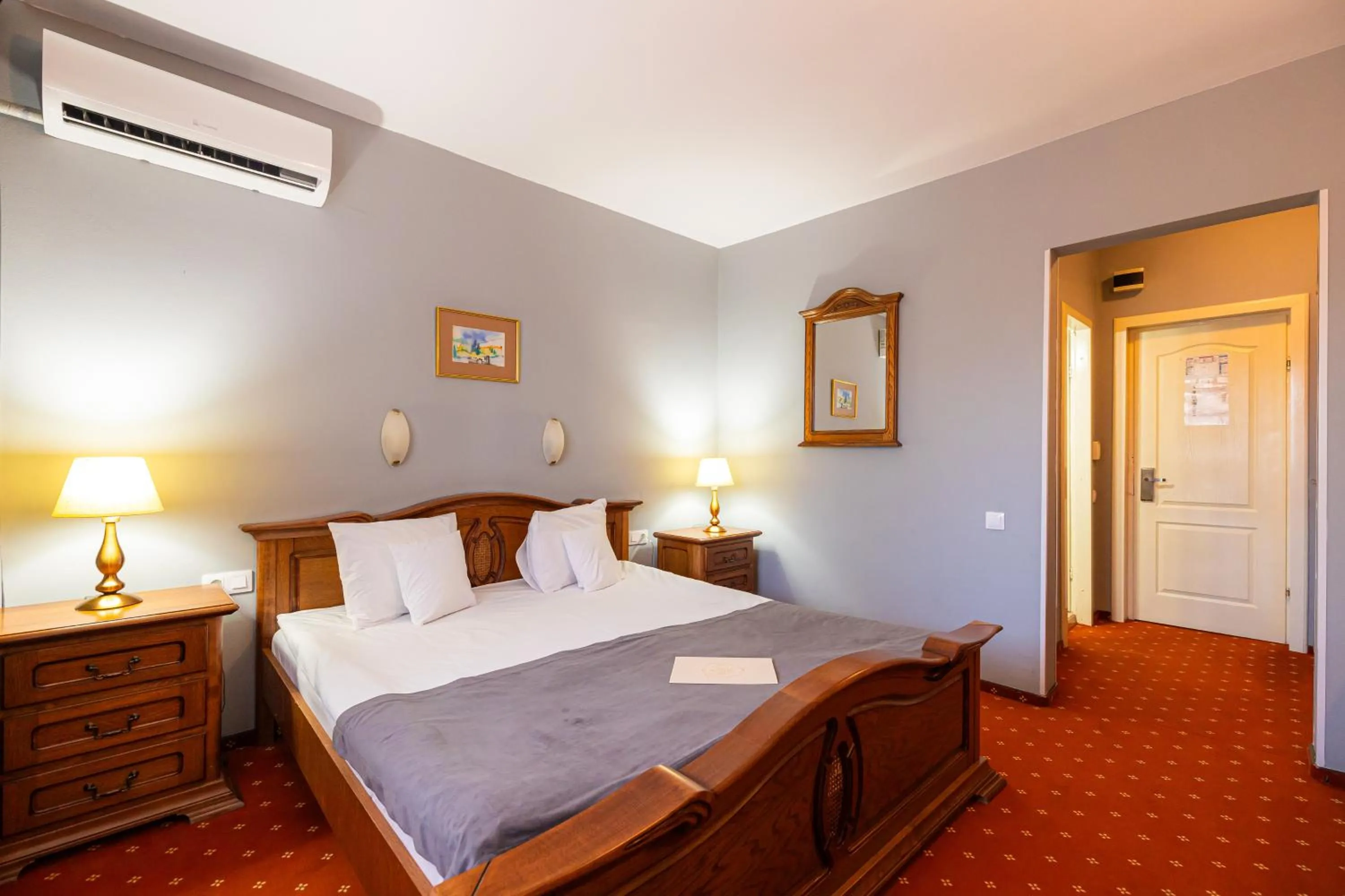 Bed in Hotel Brilliant Meseș