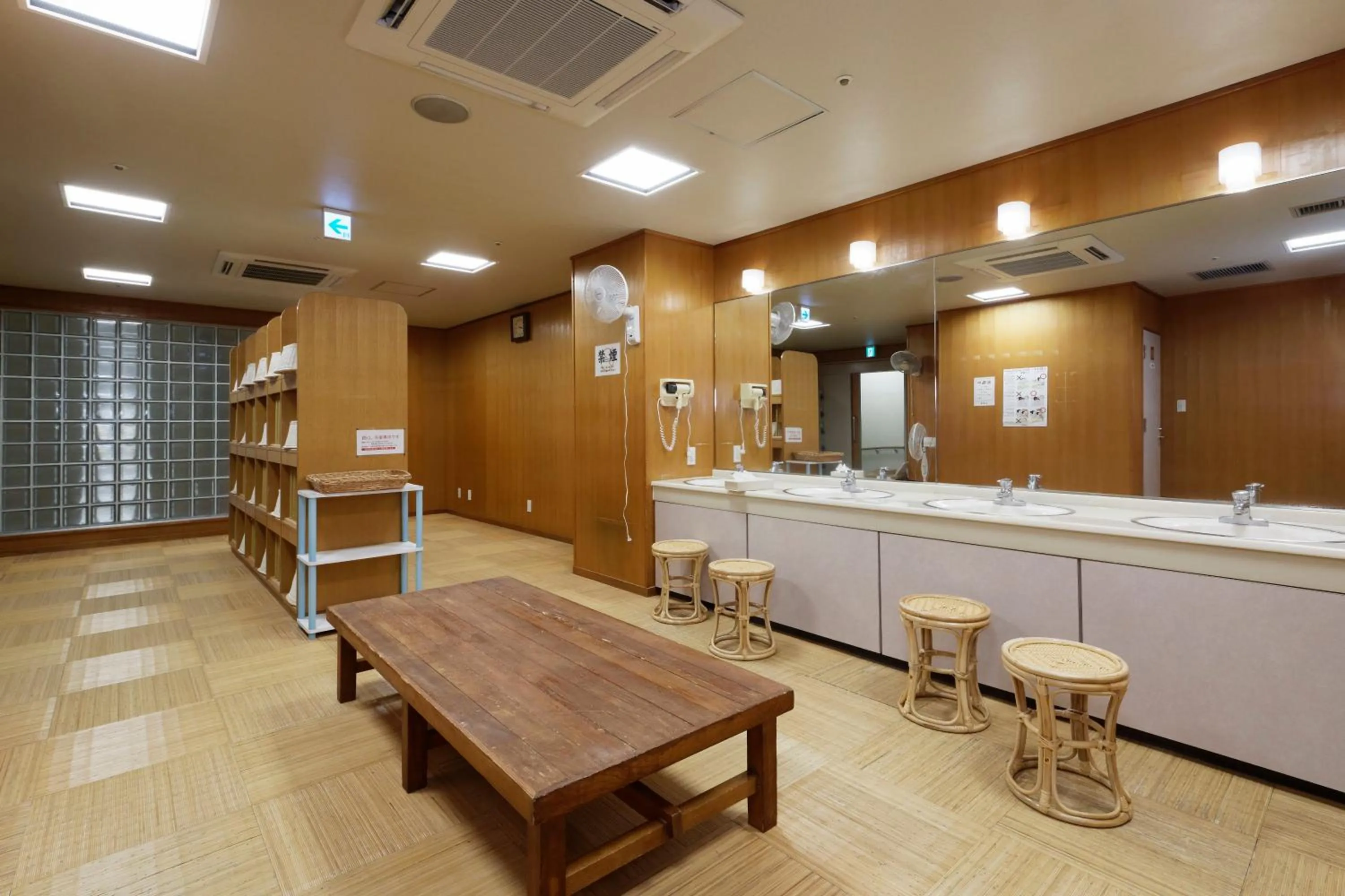 Public Bath in Hakoneji Kaiun