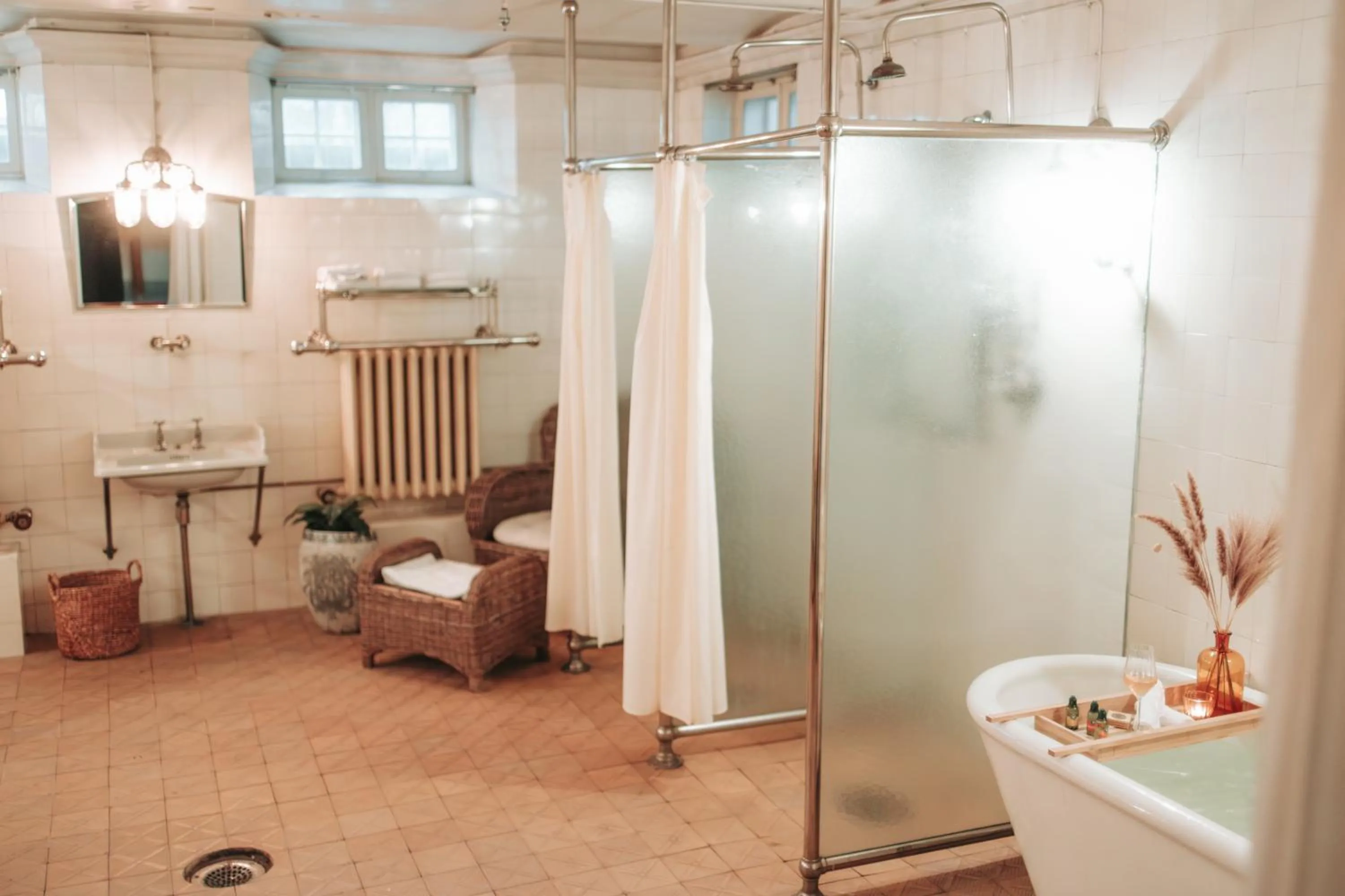 Bathroom in Bårdshaug Herregård