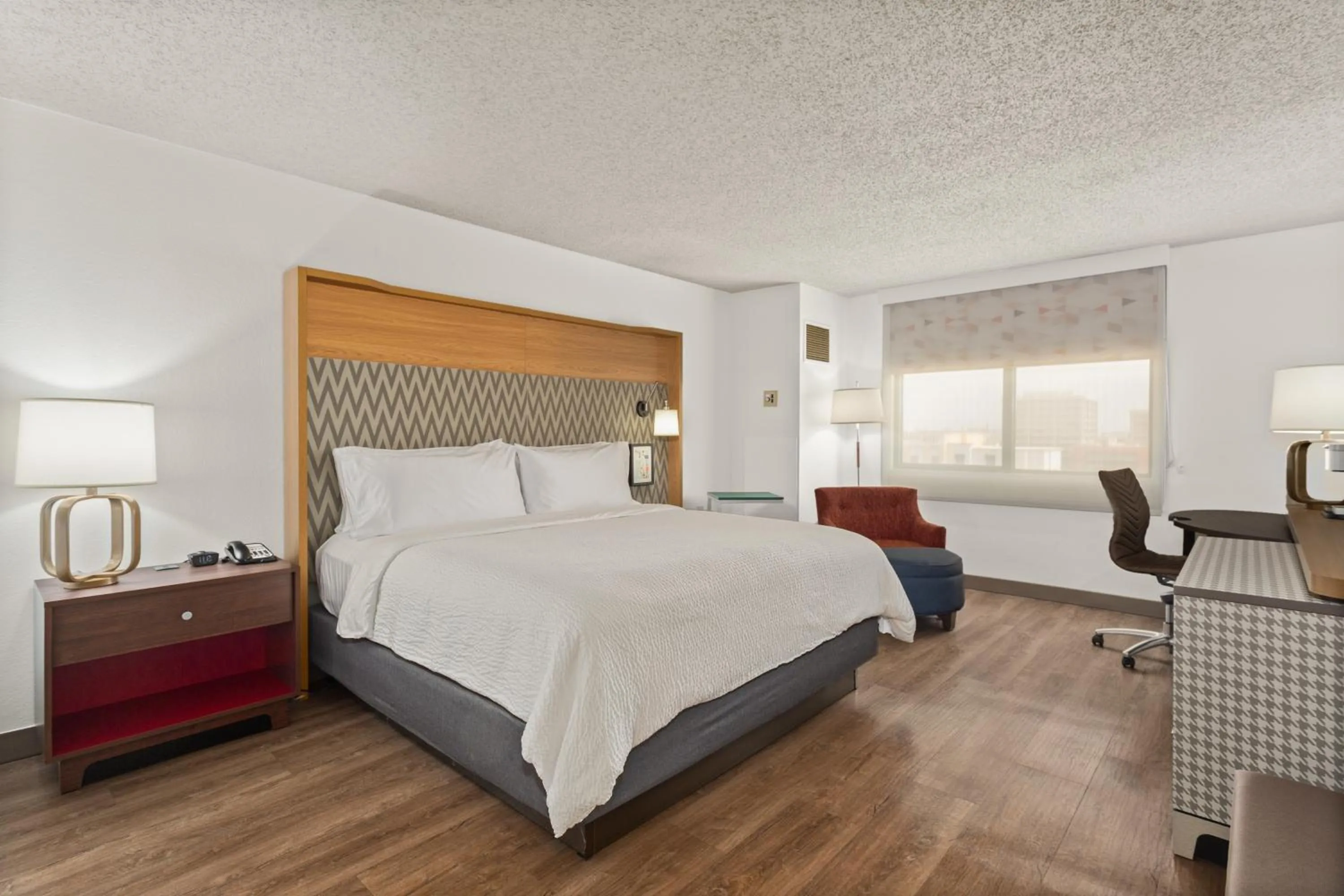 Guests, Bed in Holiday Inn Tampa Westshore - Airport Area by IHG