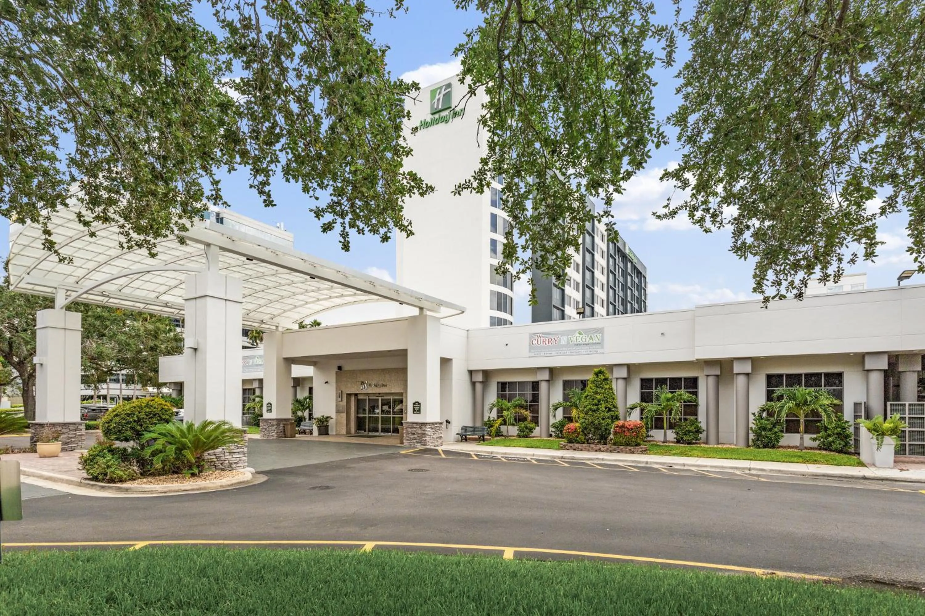 Property building in Holiday Inn Tampa Westshore - Airport Area by IHG