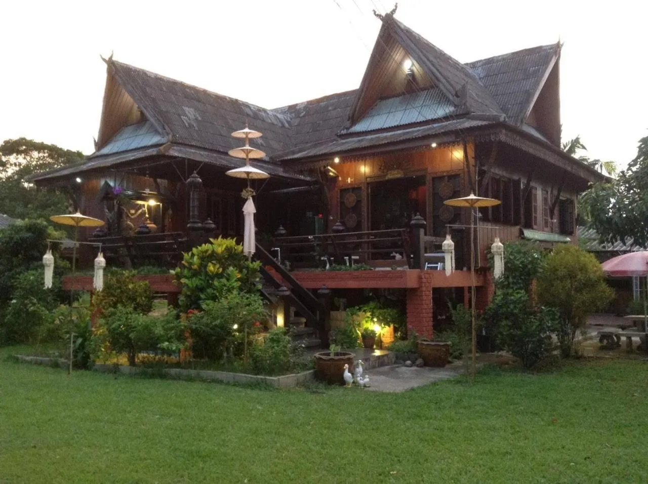 Property building in Oui Kaew Homestay