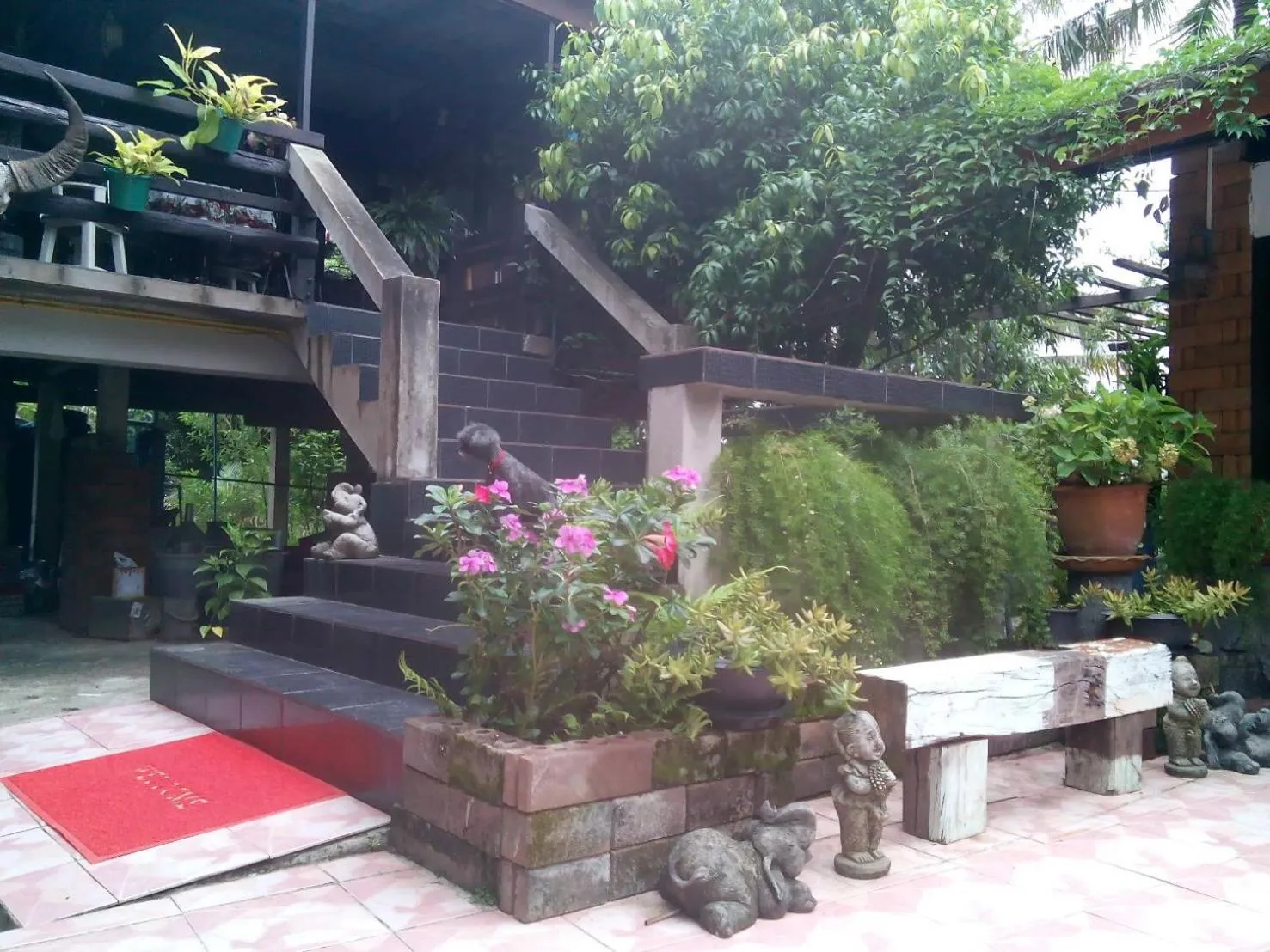 Property building in Oui Kaew Homestay