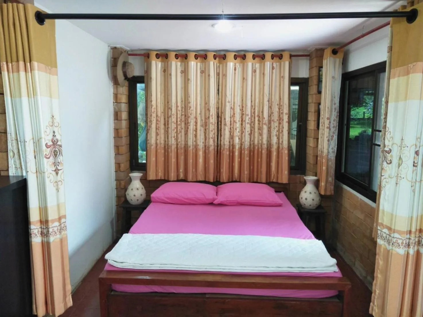Bed in Oui Kaew Homestay