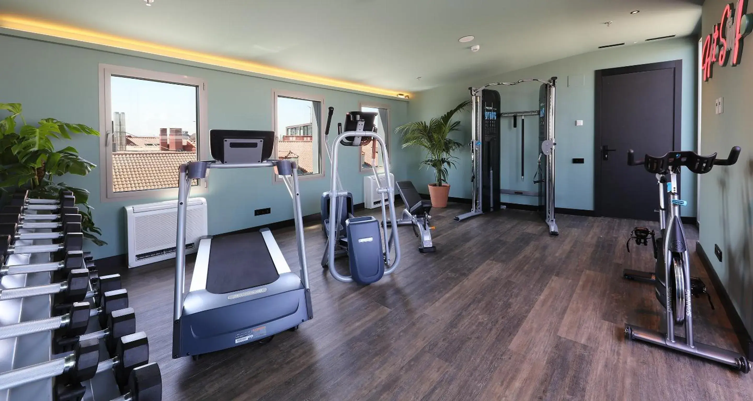Fitness centre/facilities in Axel Hotel Madrid - Adults Only