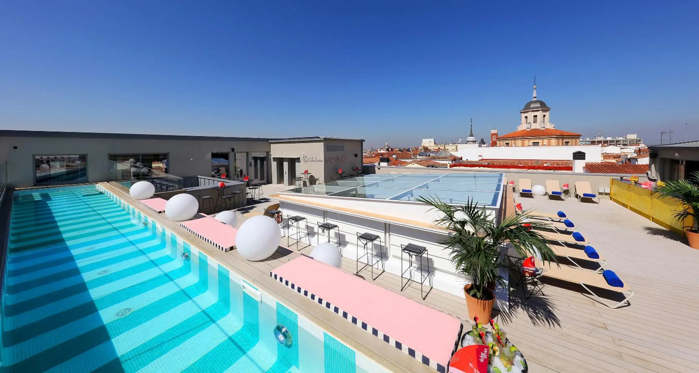 Swimming pool, Pool View in Axel Hotel Madrid - Adults Only