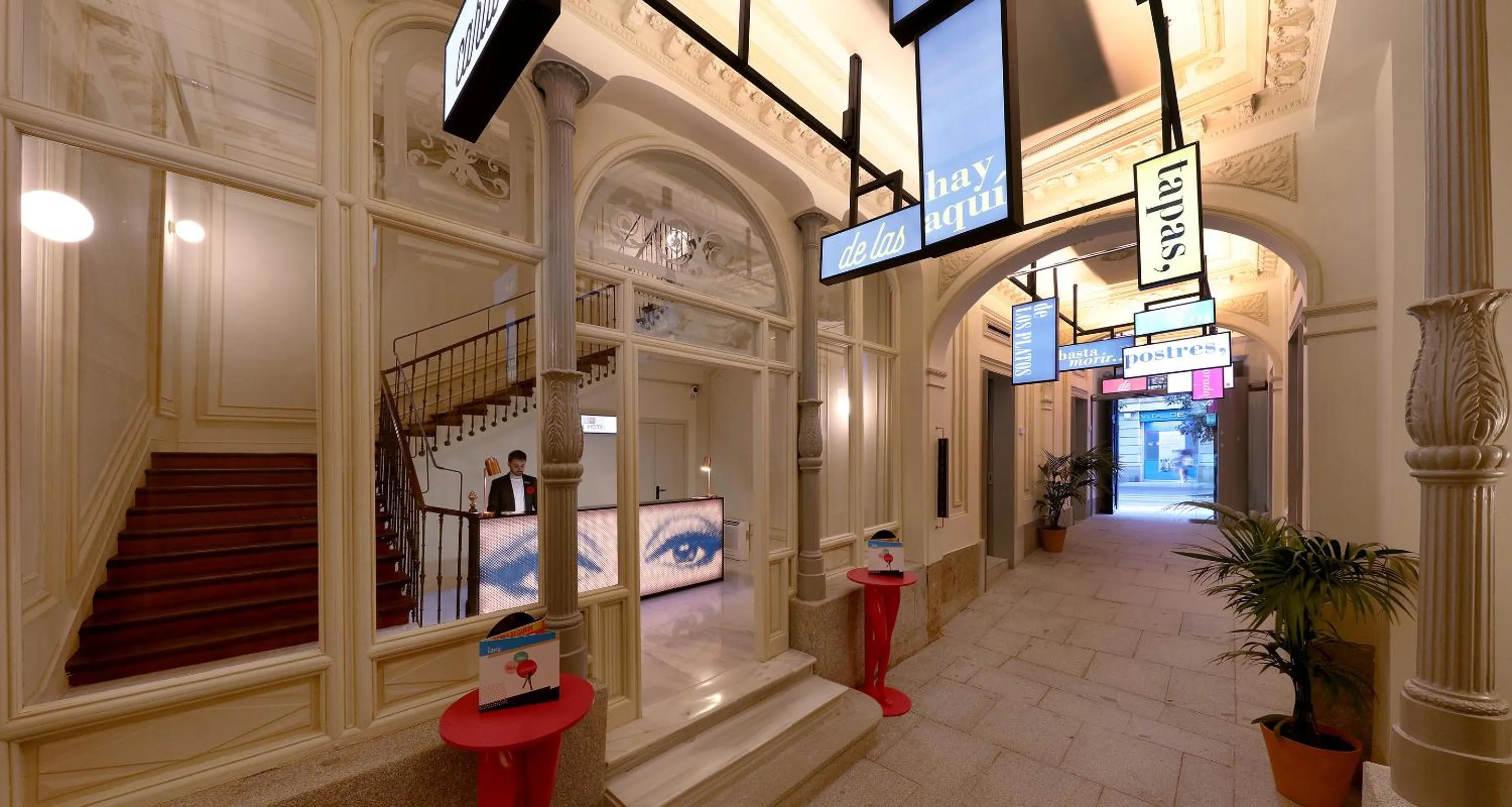 Lobby or reception in Axel Hotel Madrid - Adults Only