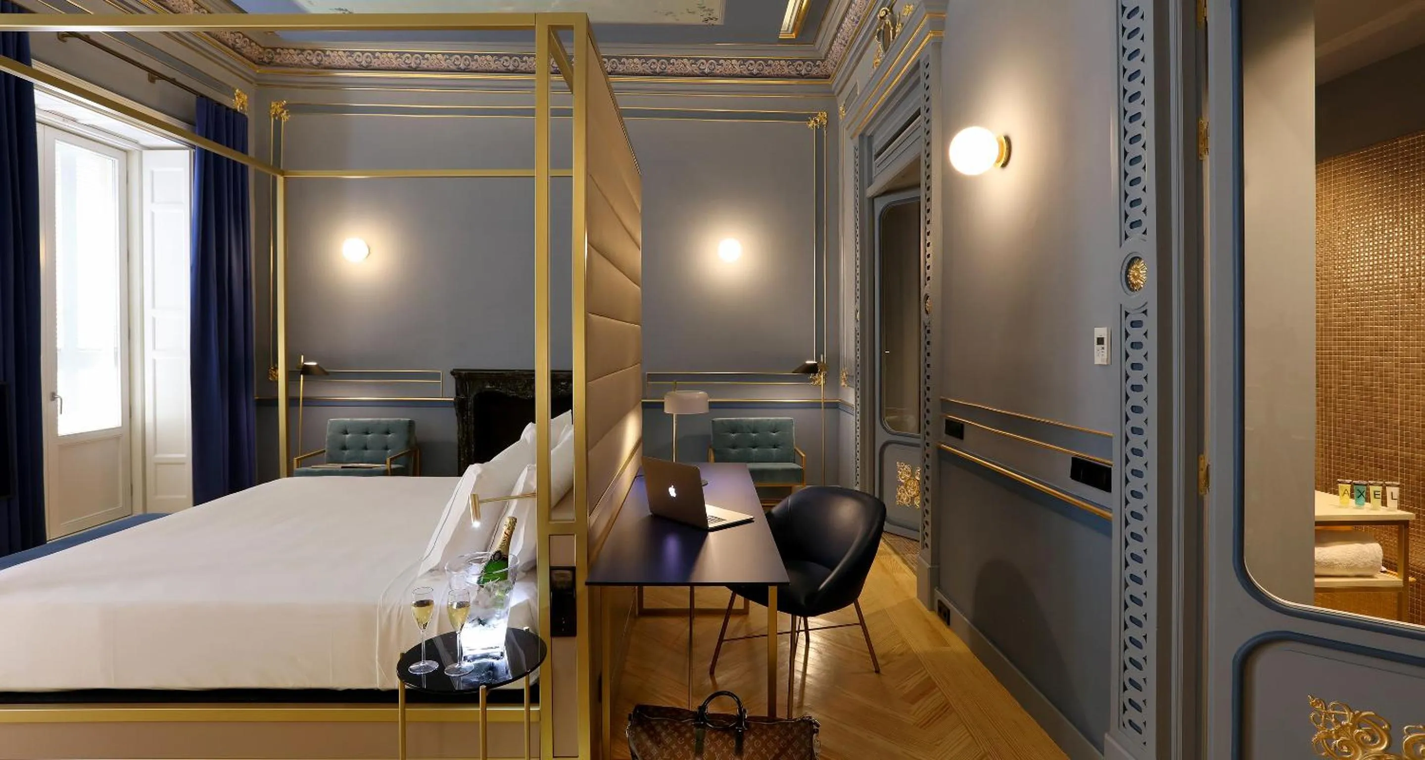 Bedroom, Bed in Axel Hotel Madrid - Adults Only