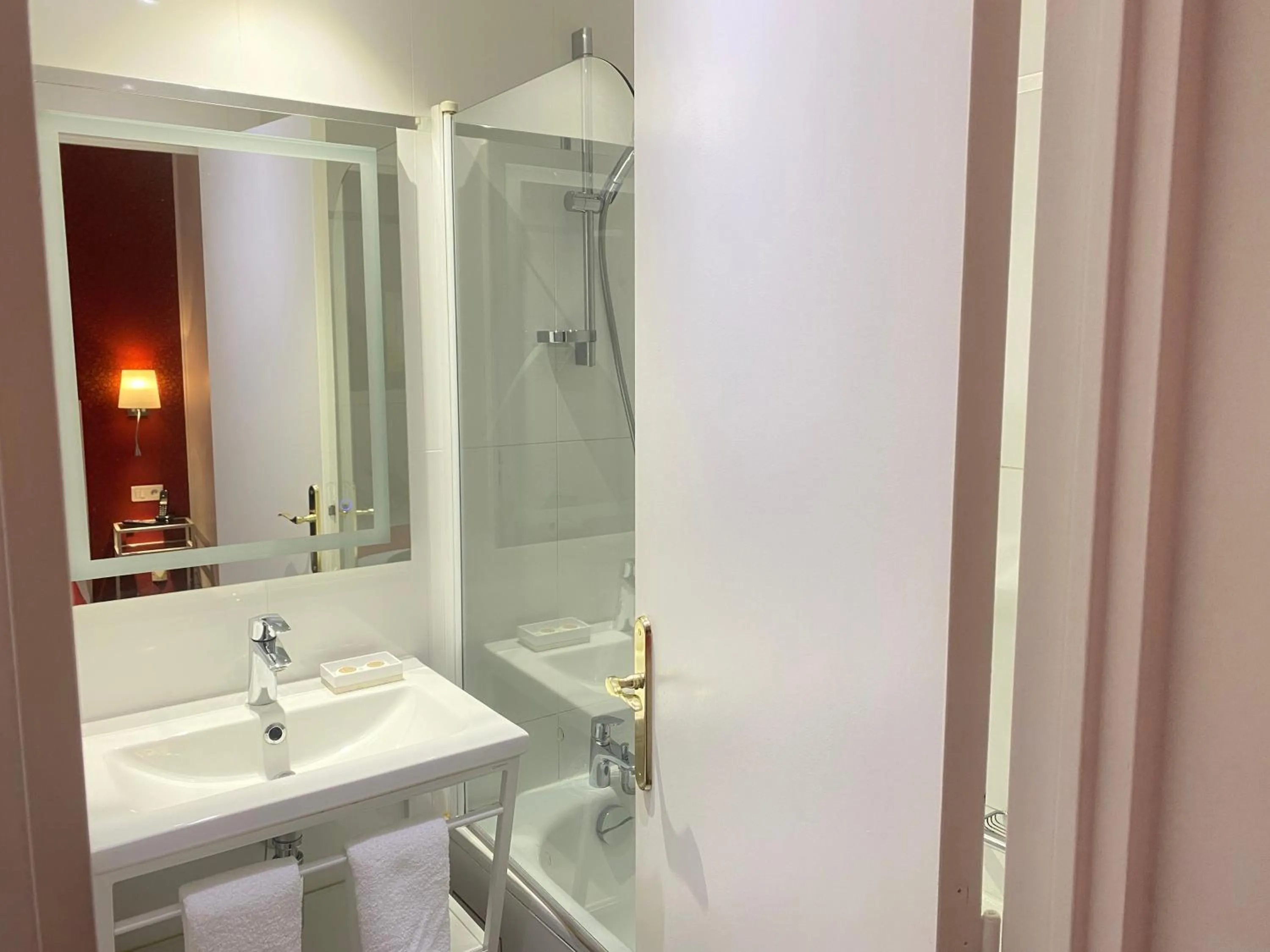 Bathroom in Austin's Saint Lazare Hotel