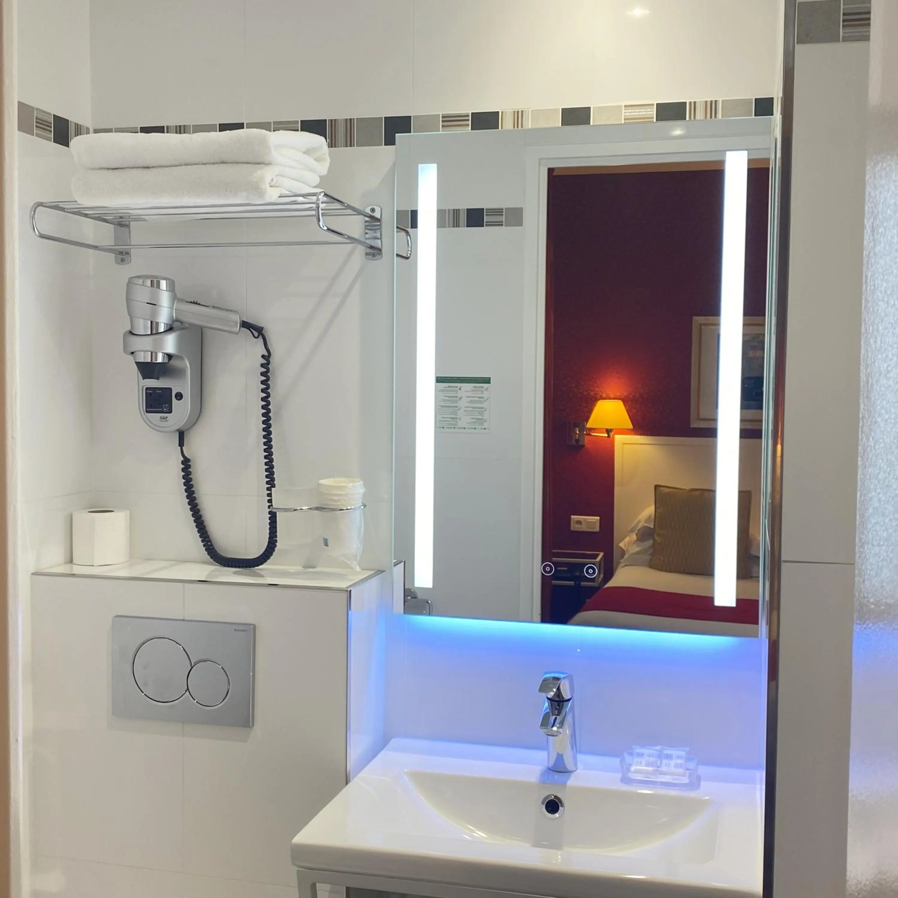 Bathroom in Austin's Saint Lazare Hotel