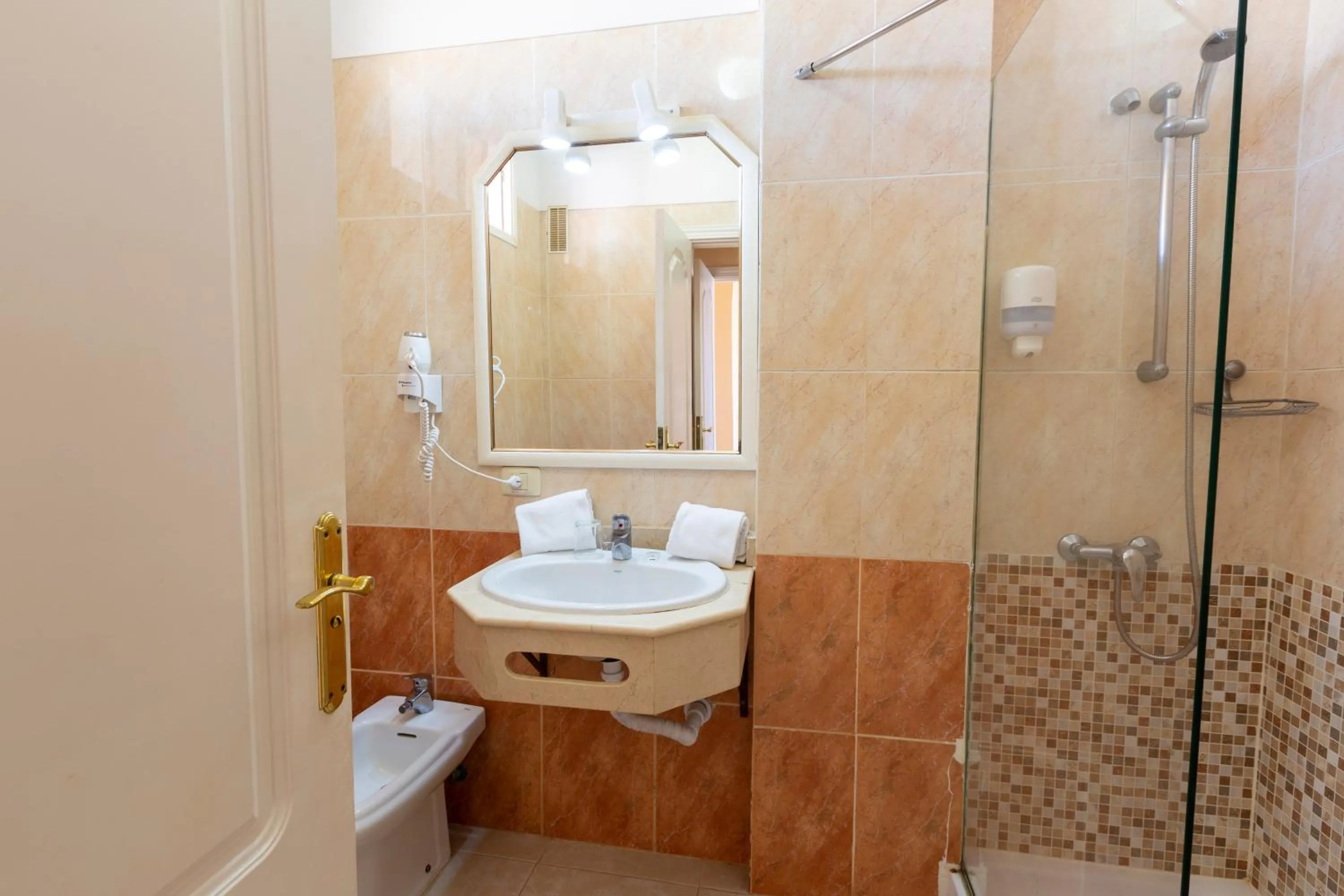 Bathroom in Villa De Adeje Beach