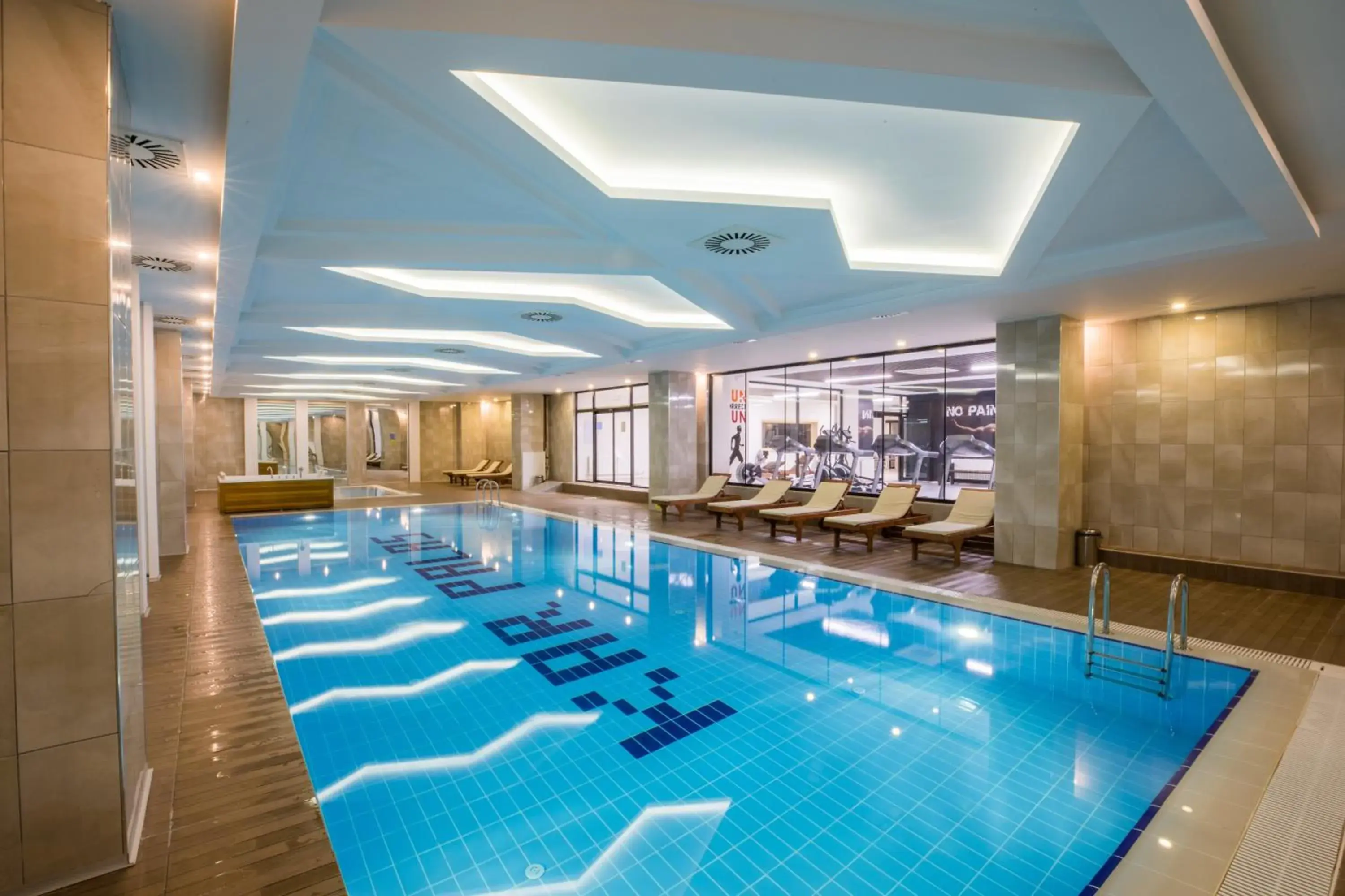Swimming pool in Karpalas City Hotel & Spa Swimming pool in Karpalas City Hotel & Spa