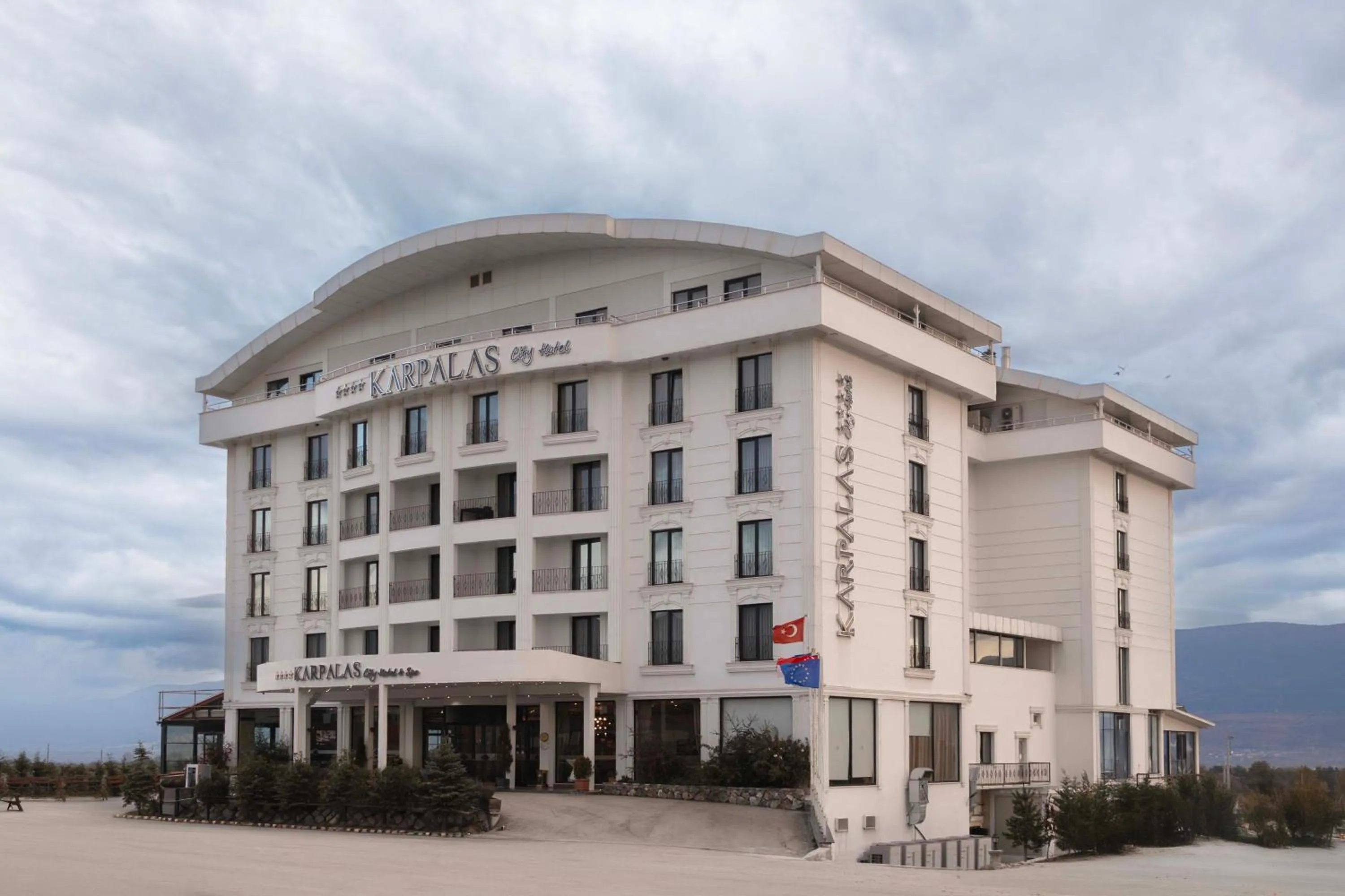 Property building in Karpalas City Hotel & Spa