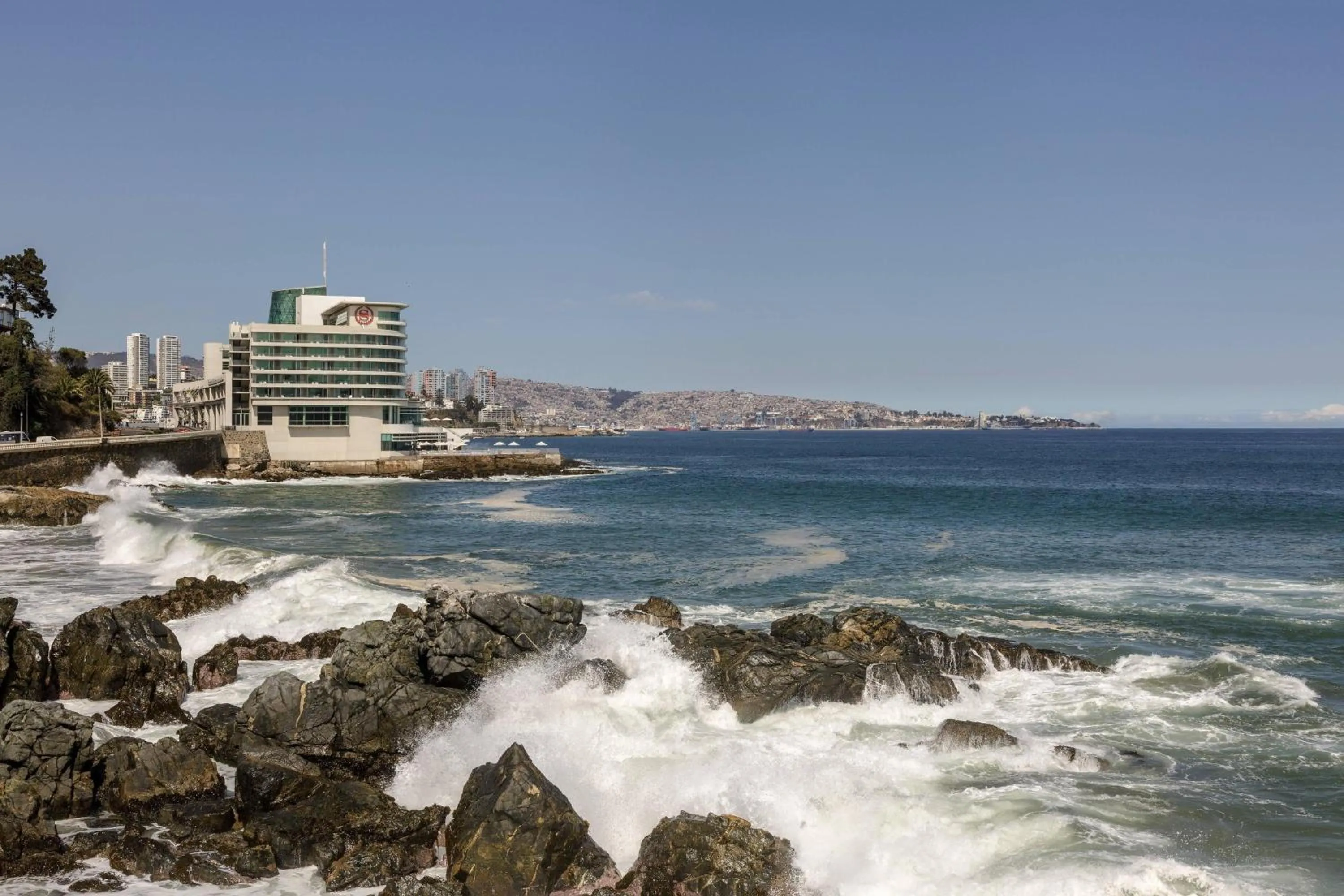 Property building in Sheraton Miramar Hotel & Convention Center