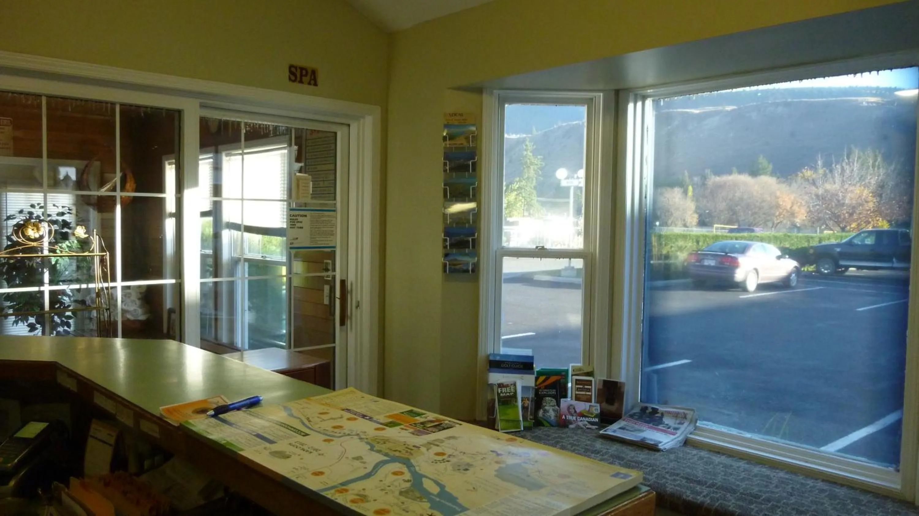 Lobby or reception in The Ranchland Inn Kamloops