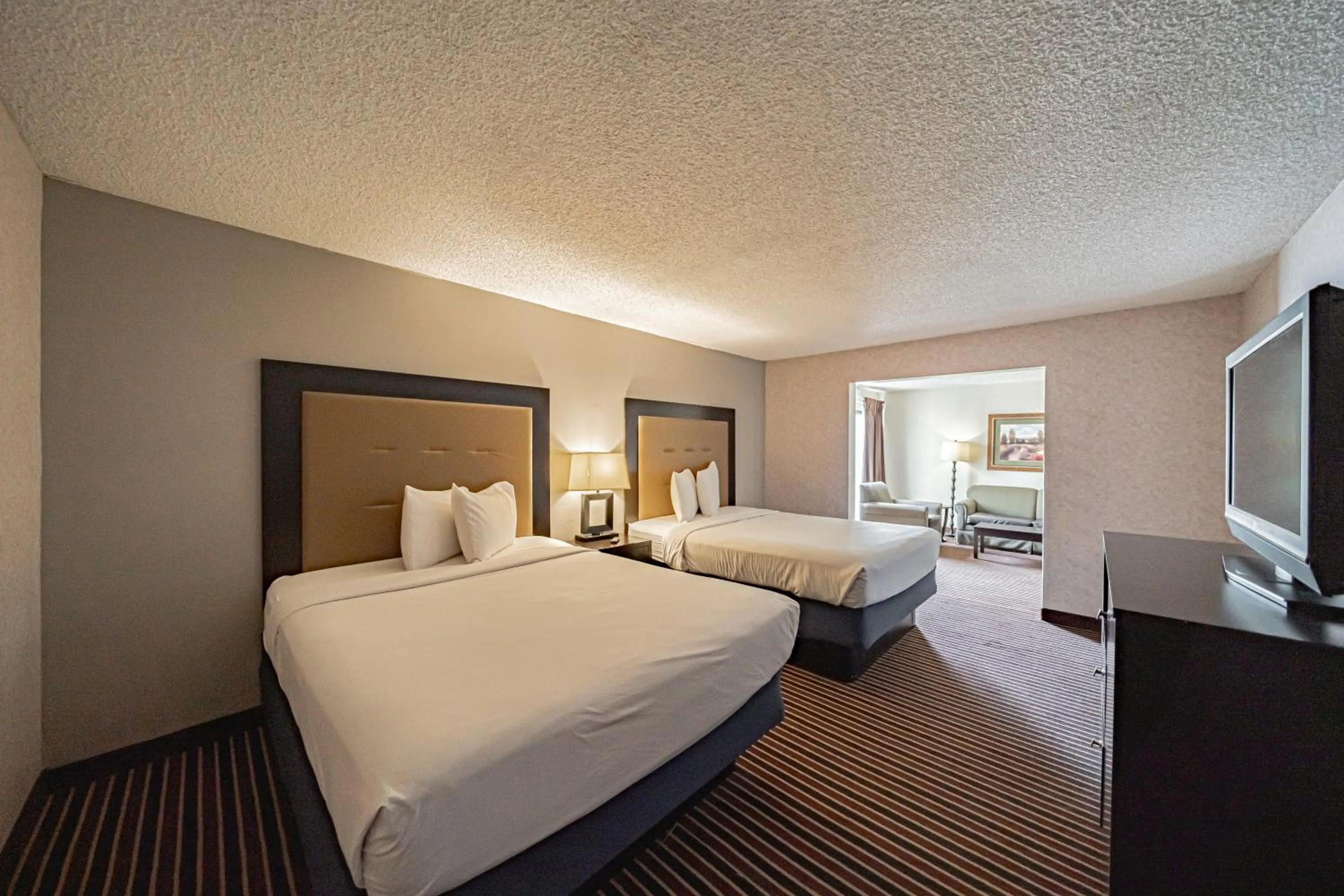 Photo of the whole room, Bed in Motel 6 Pocatello ID